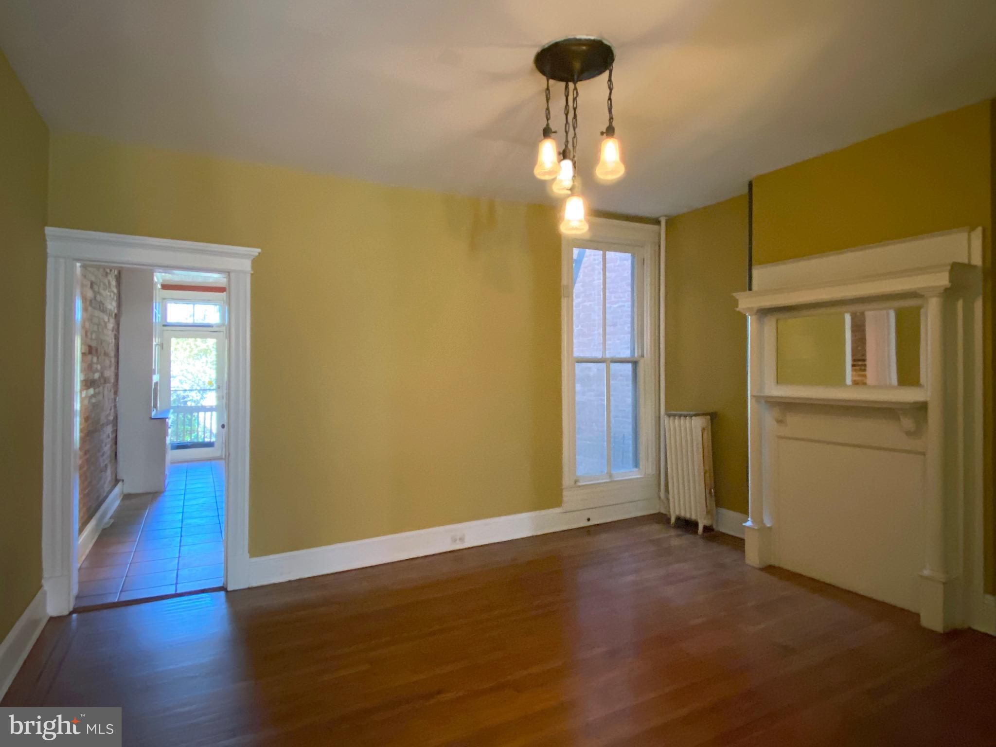 CHARLES VILLAGE - Residential