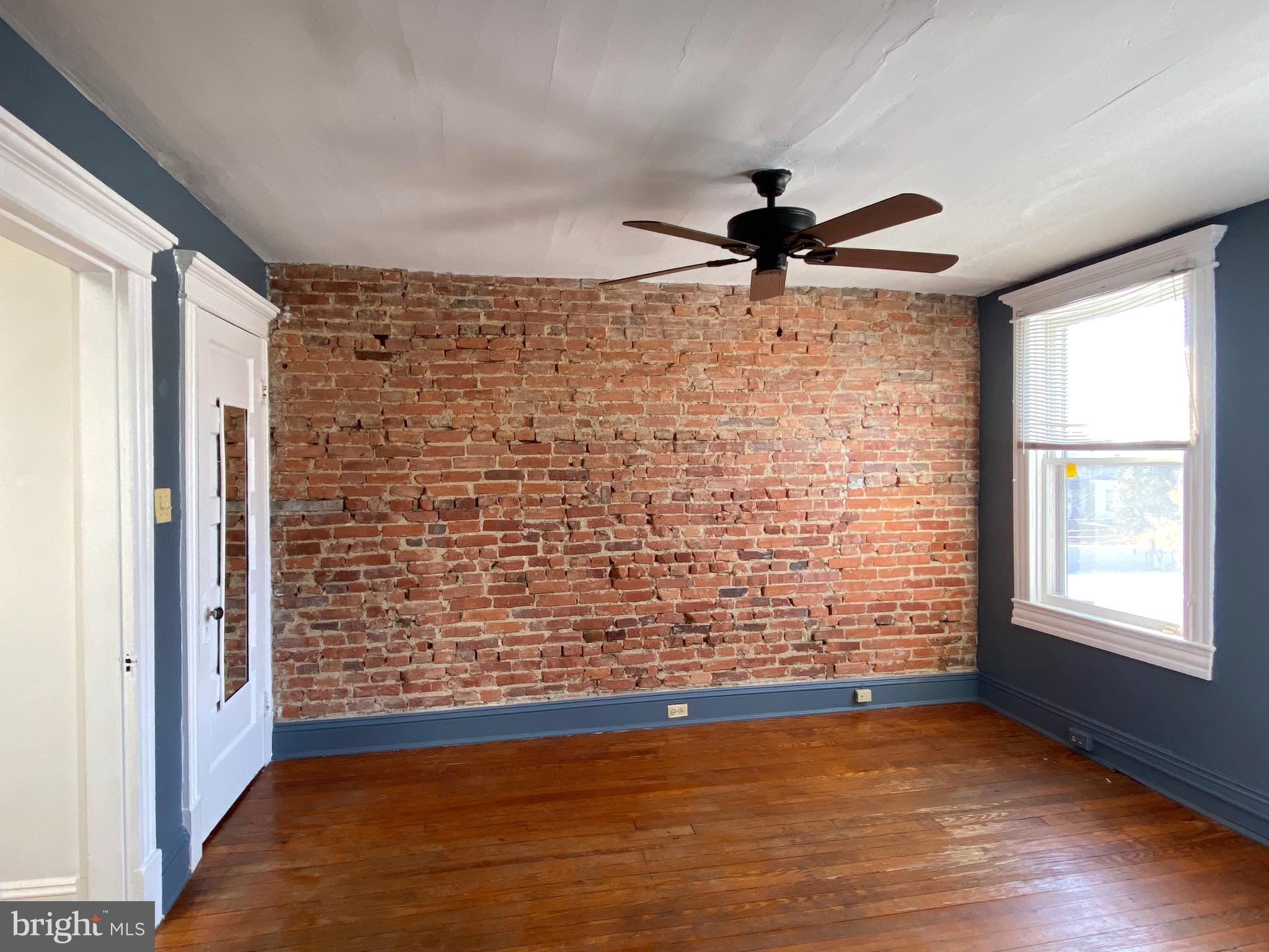 CHARLES VILLAGE - Residential