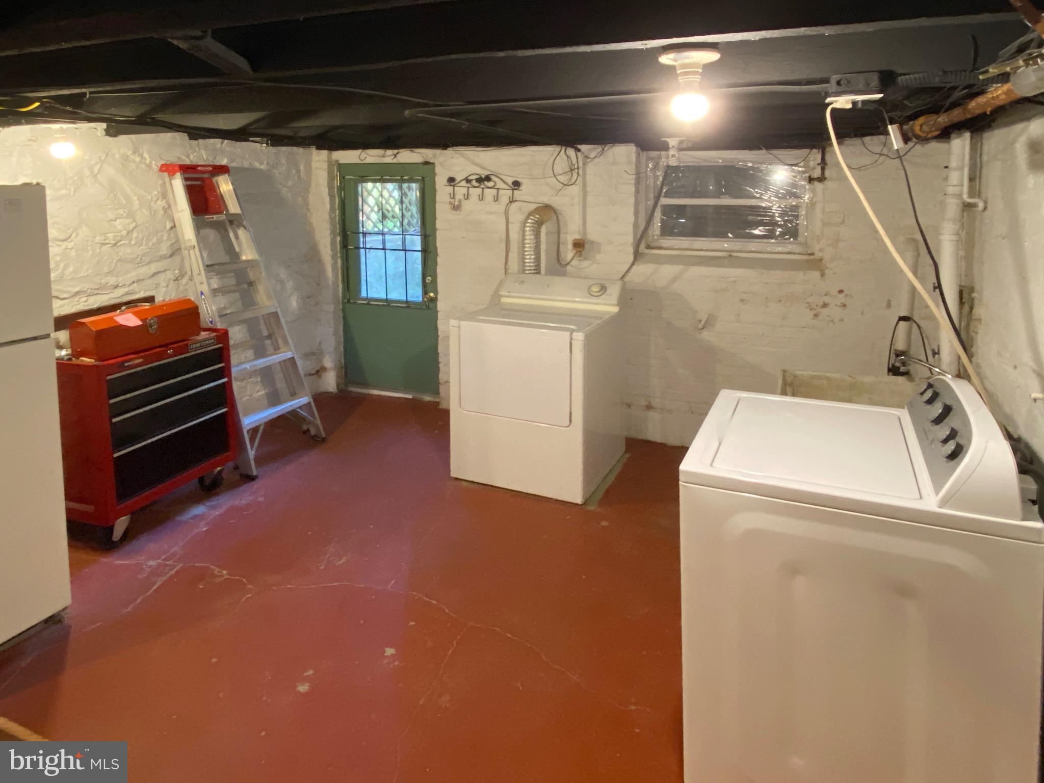 CHARLES VILLAGE - Residential