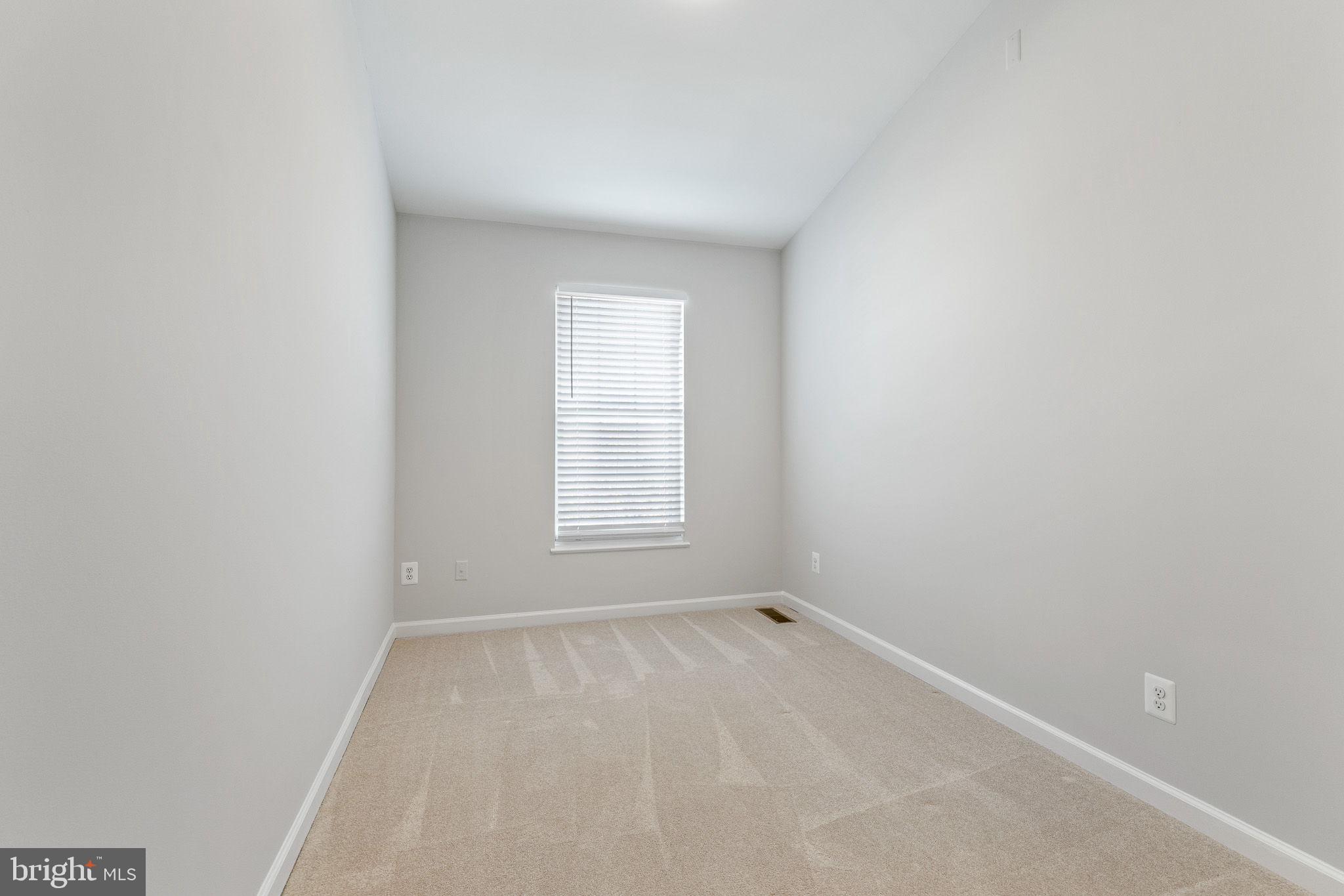 WELLINGTON CONDOMINIUM - Residential