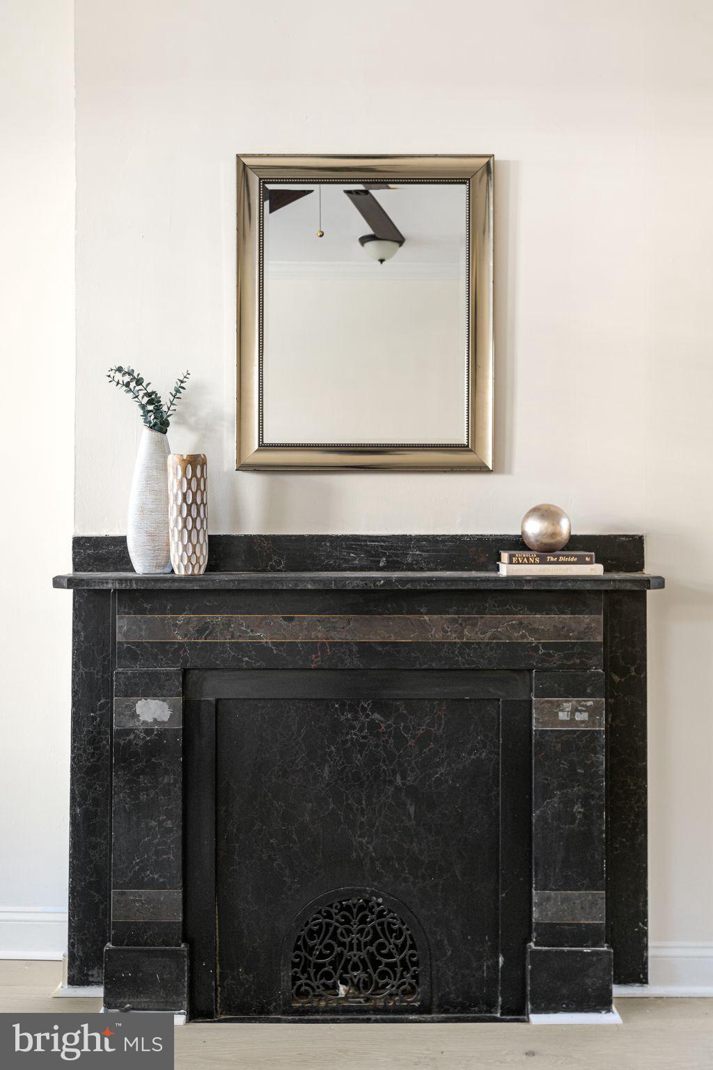 FAIRMOUNT - Residential