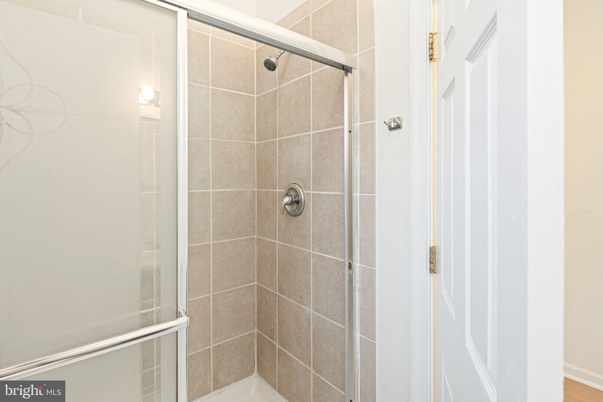 FAIRMOUNT - Residential