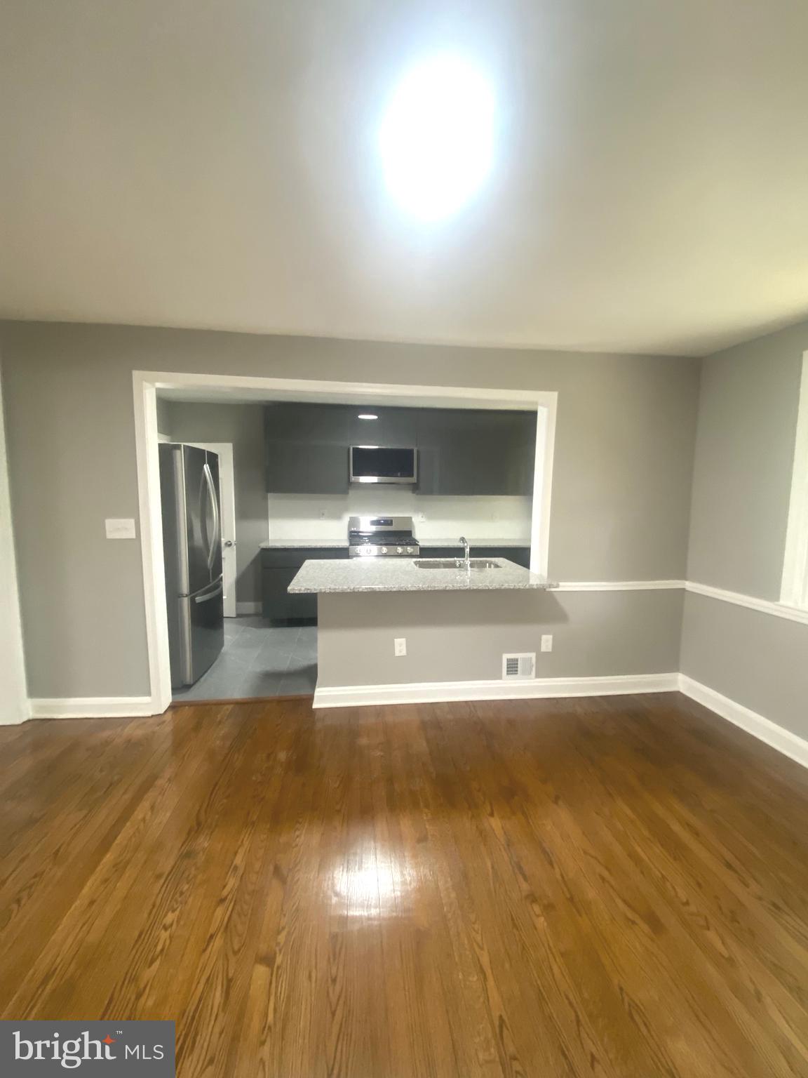 EDNOR GARDENS - LAKESIDE - Residential Lease