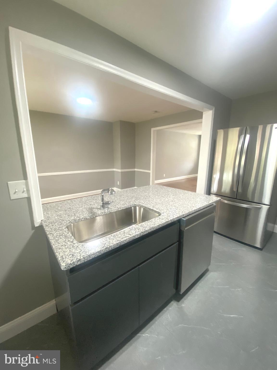 EDNOR GARDENS - LAKESIDE - Residential Lease