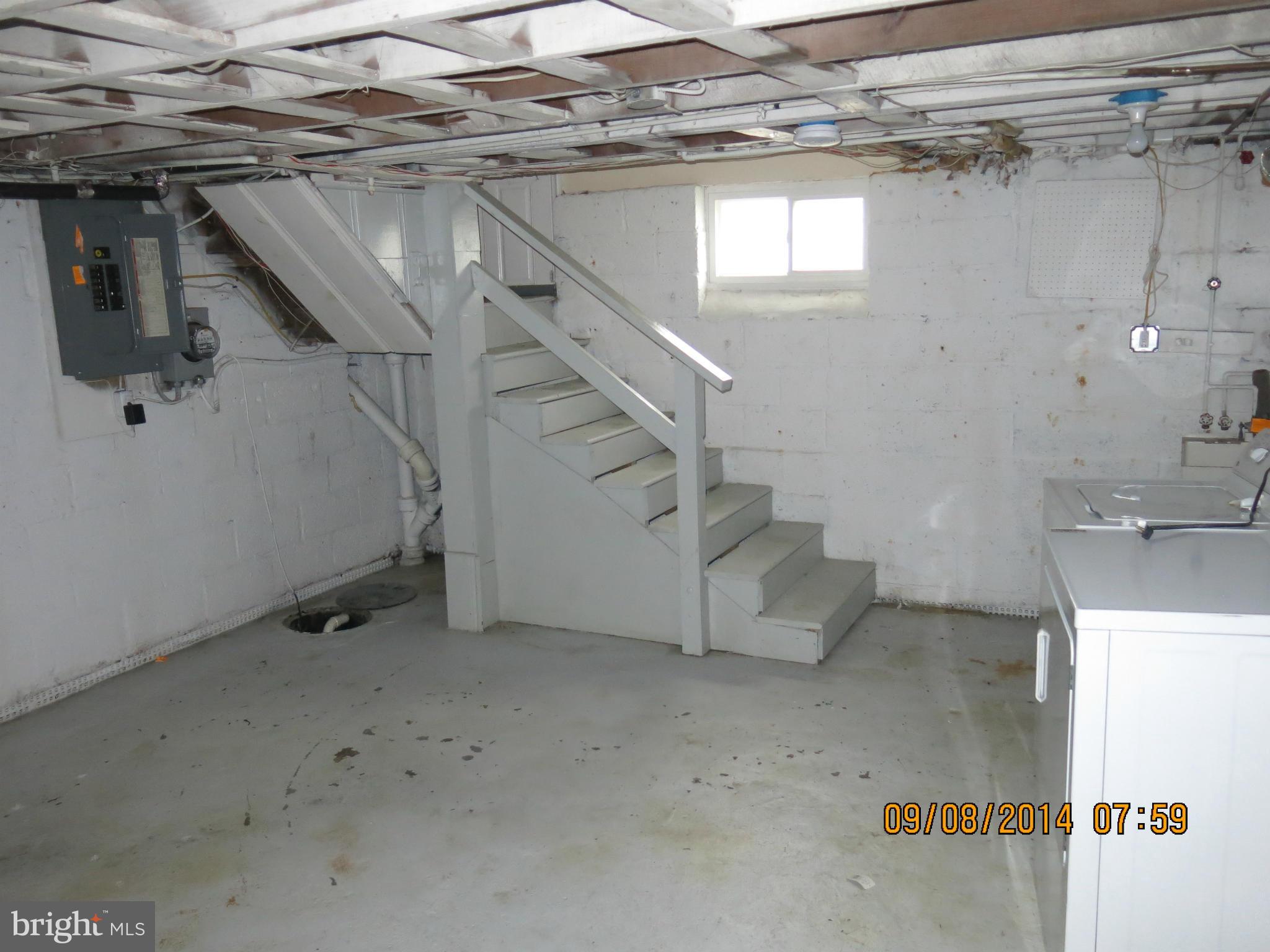 BROAD ACRES - Residential