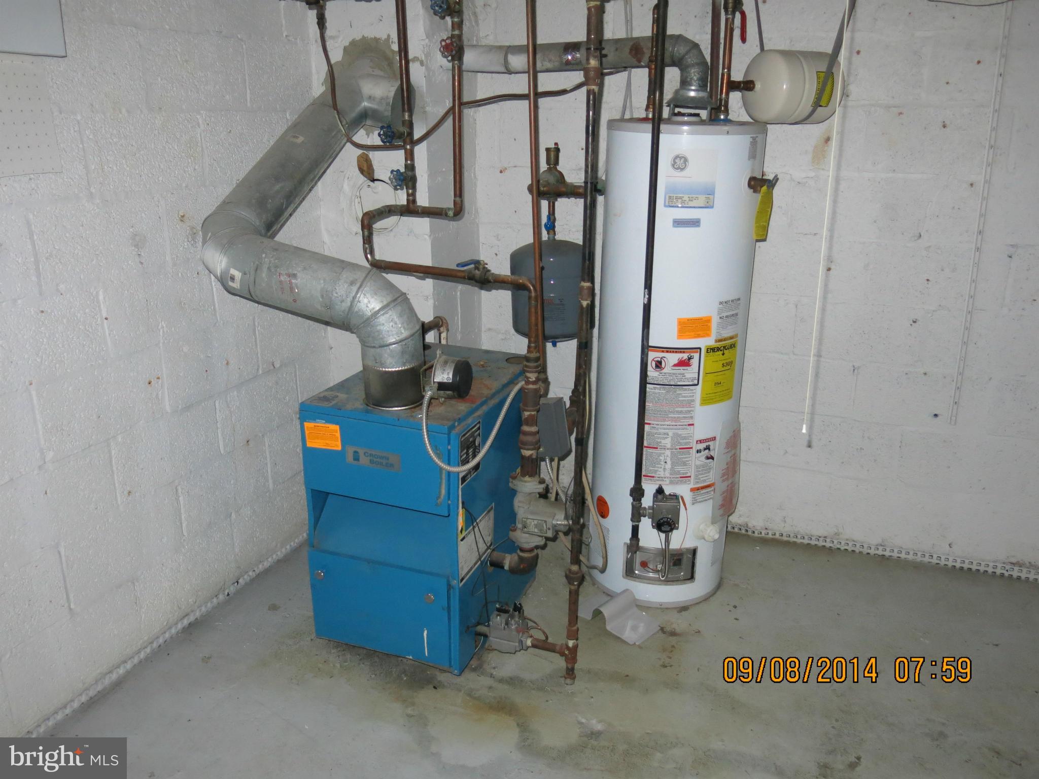 BROAD ACRES - Residential