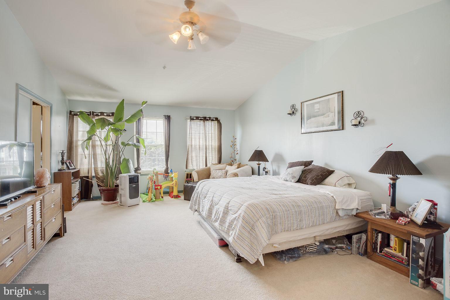 WELLINGTON TRACE - Residential