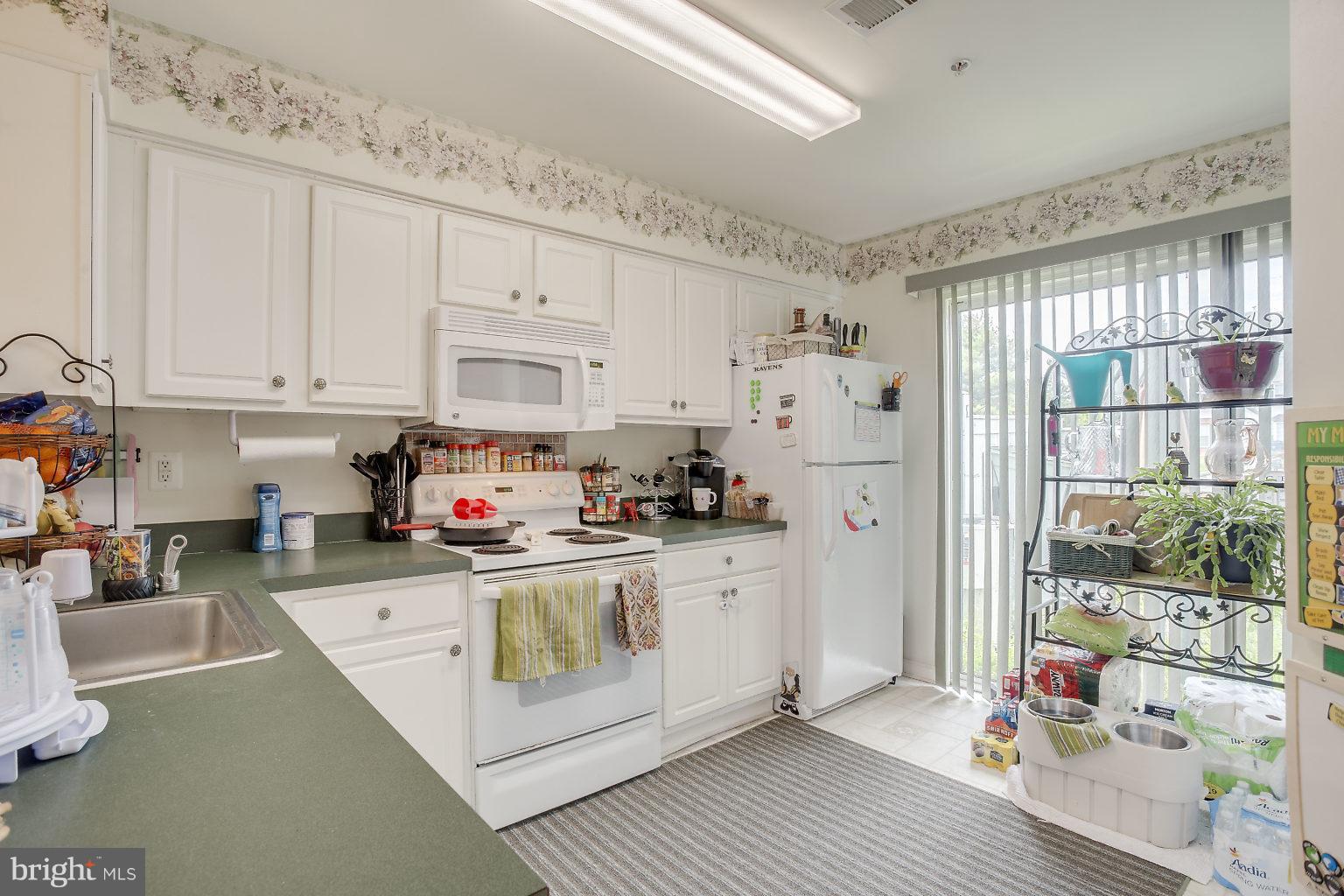 WELLINGTON TRACE - Residential