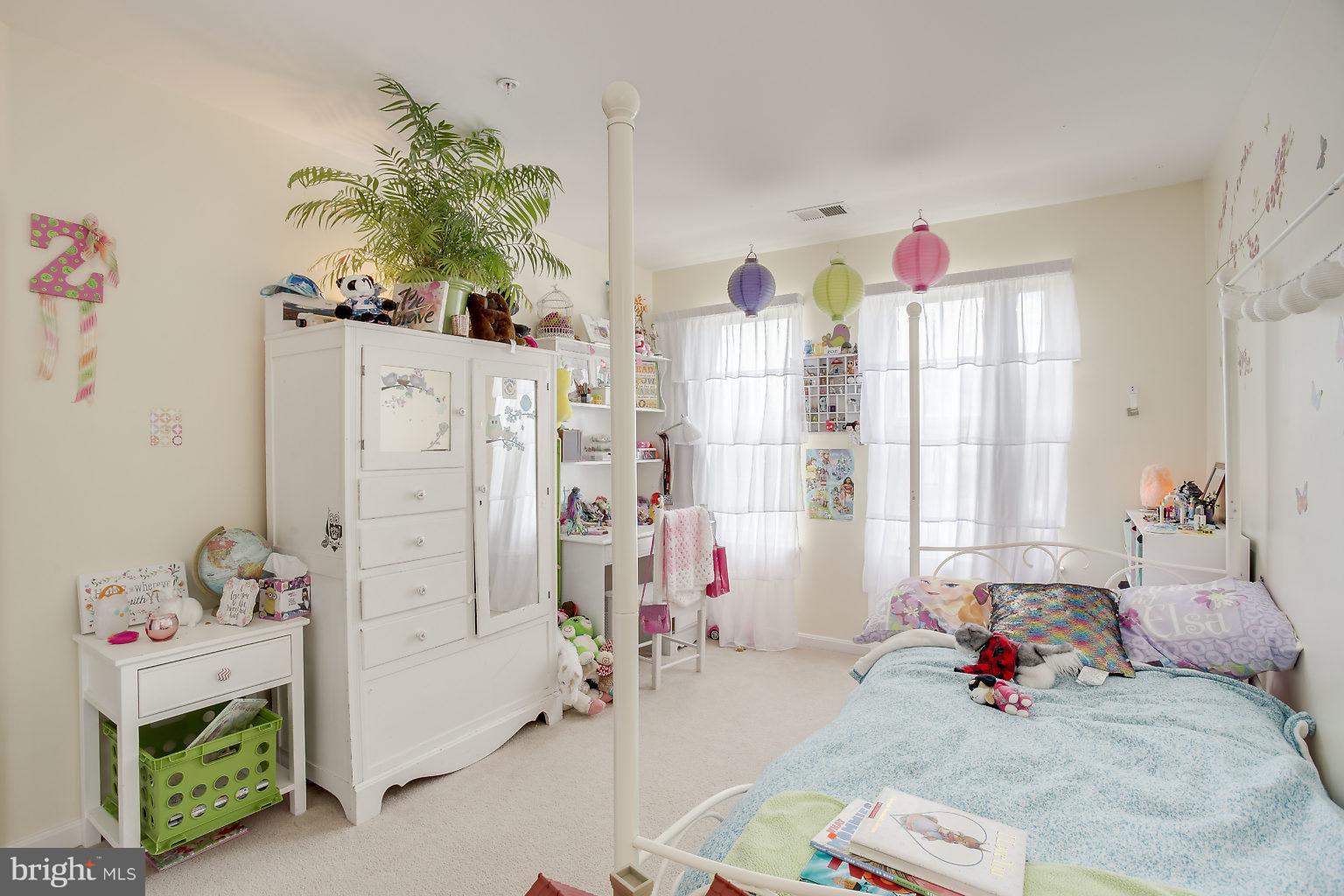 WELLINGTON TRACE - Residential