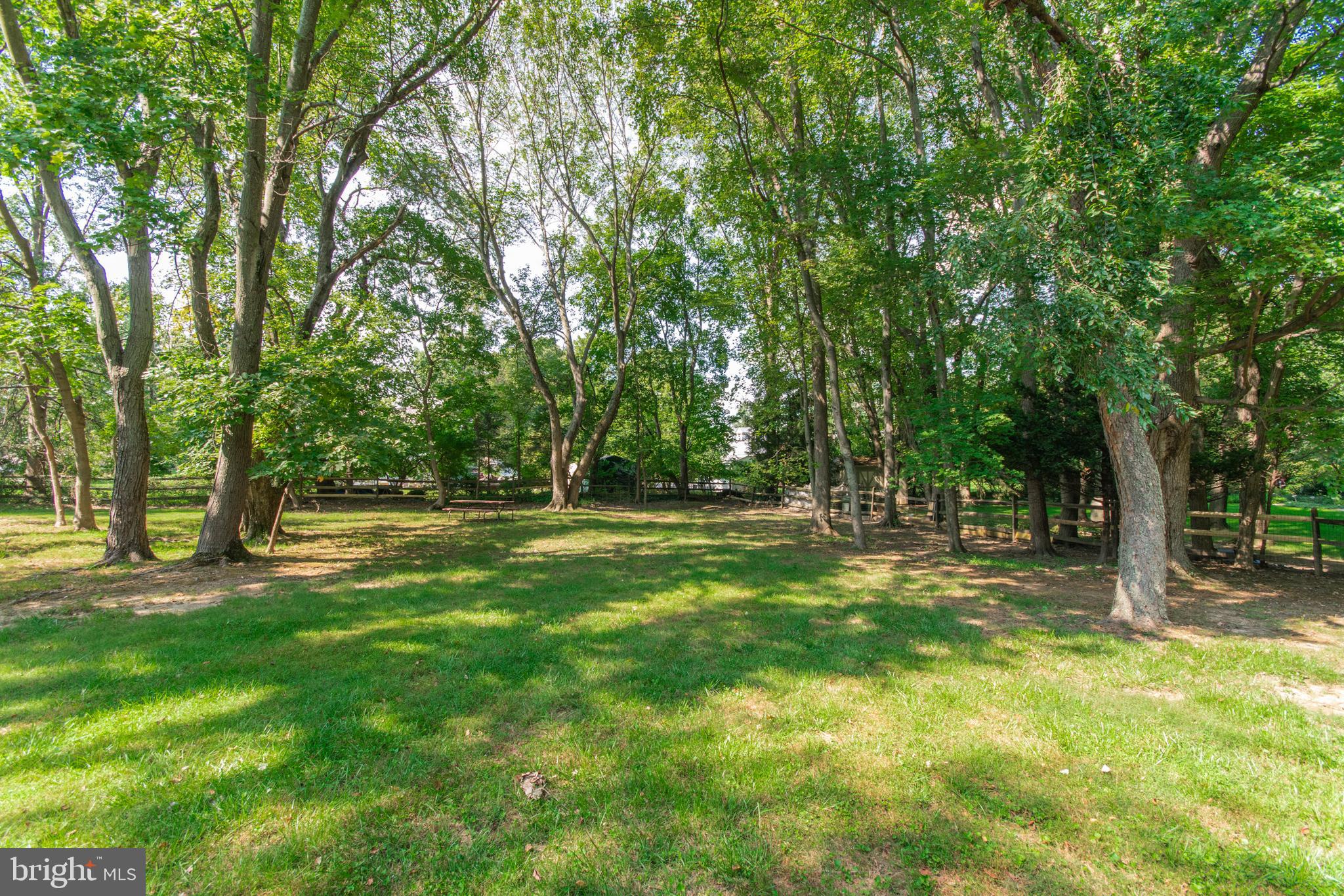 CREEKSIDE AT BLUE BELL - Residential