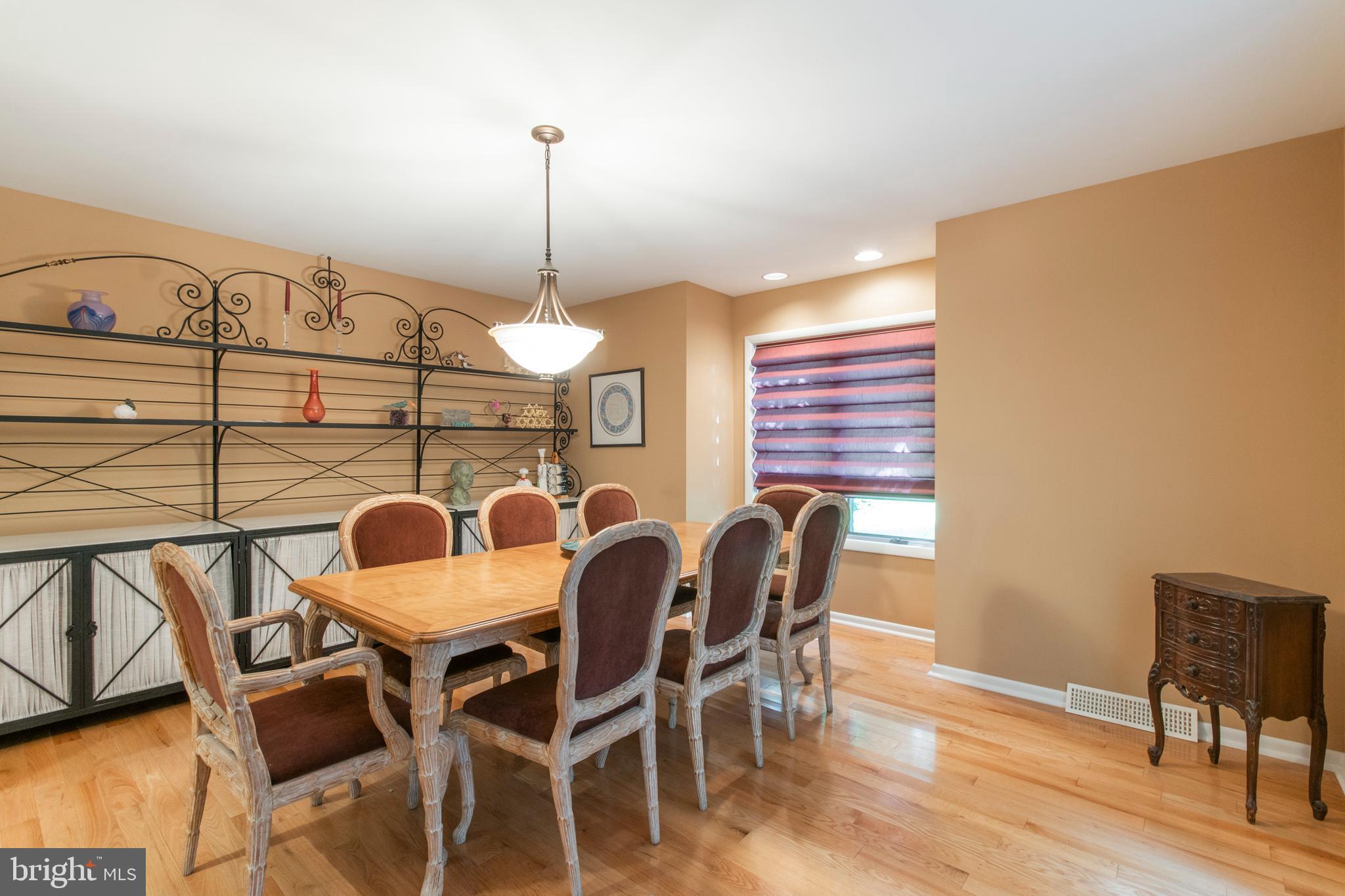 CREEKSIDE AT BLUE BELL - Residential