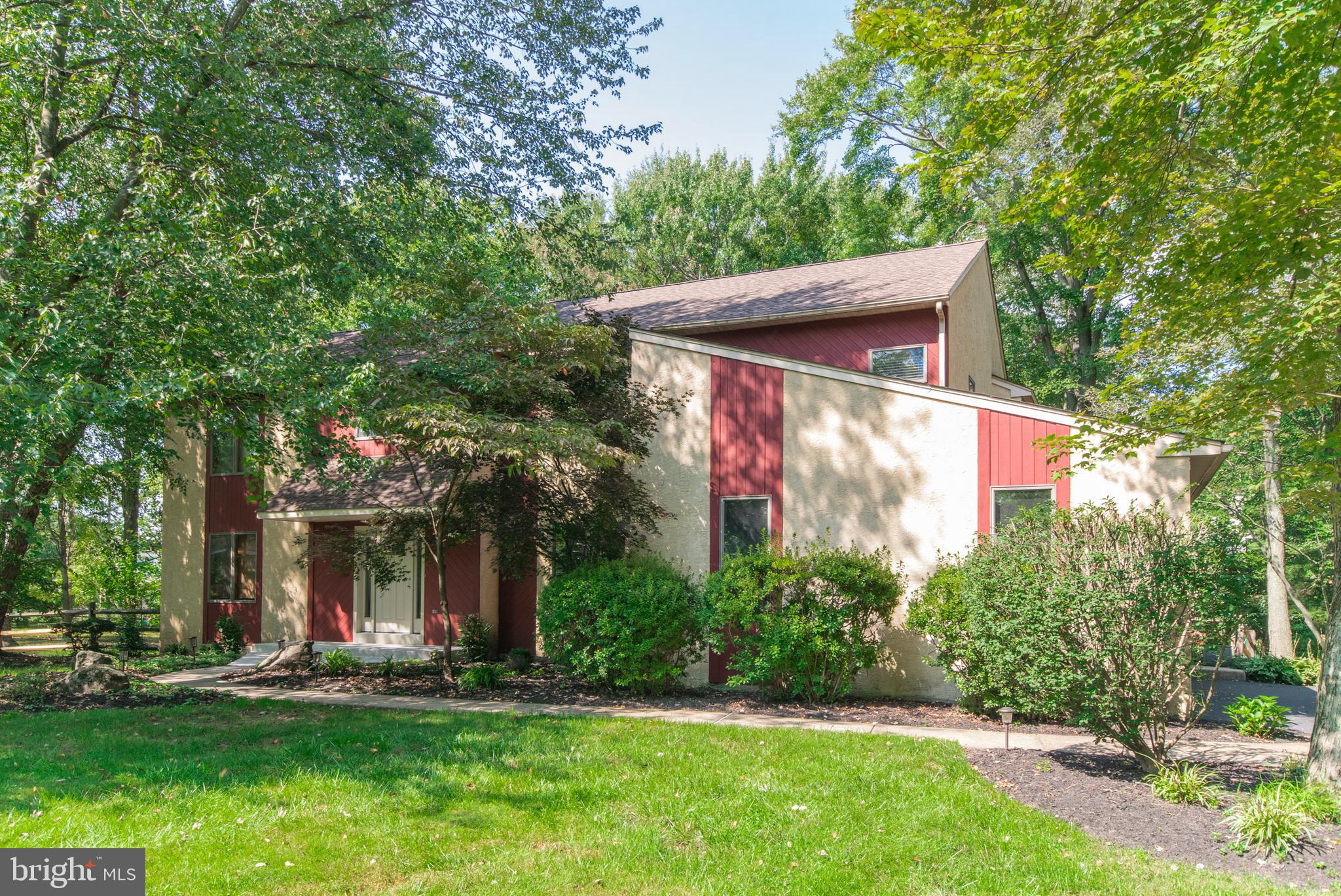 CREEKSIDE AT BLUE BELL - Residential