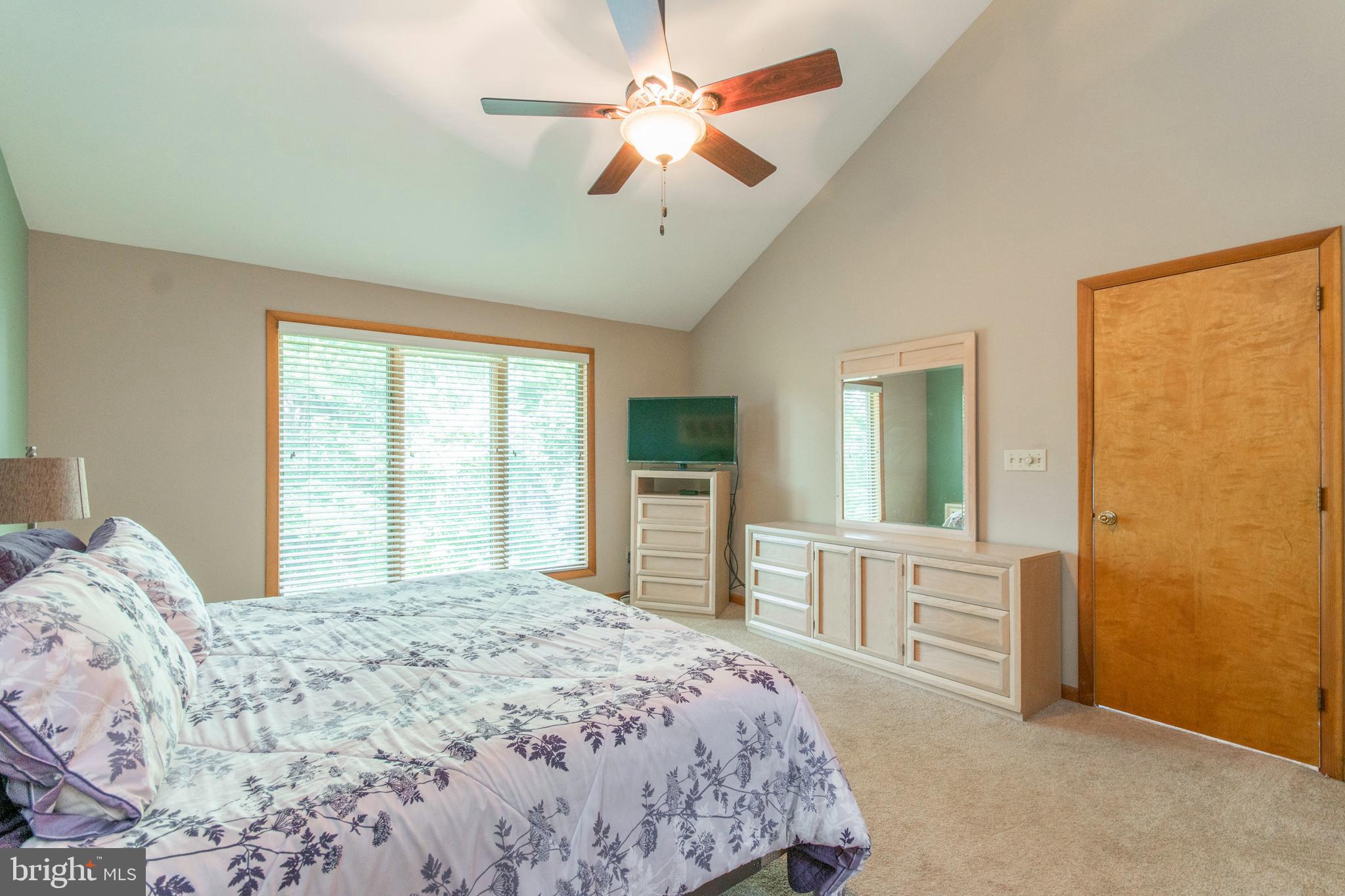 CREEKSIDE AT BLUE BELL - Residential