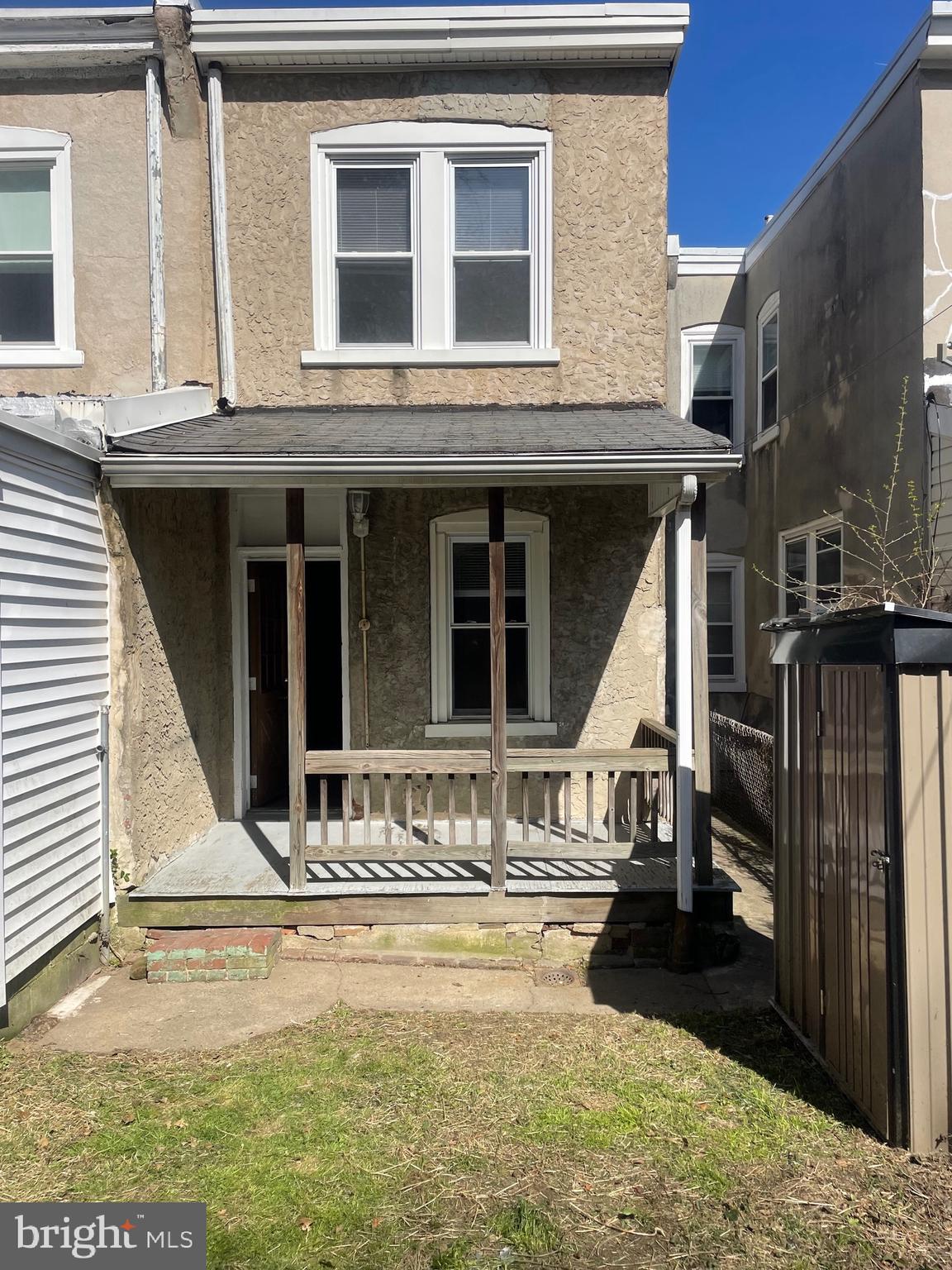 ROXBOROUGH - Residential