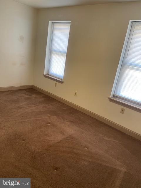 ROXBOROUGH - Residential