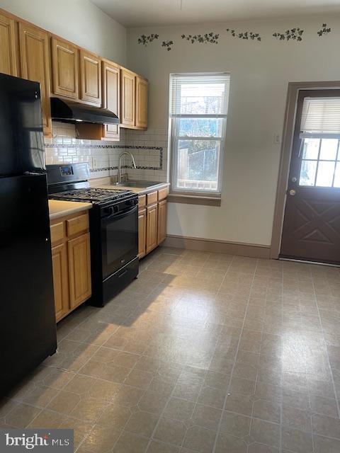 ROXBOROUGH - Residential