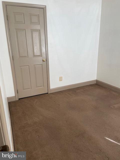 ROXBOROUGH - Residential