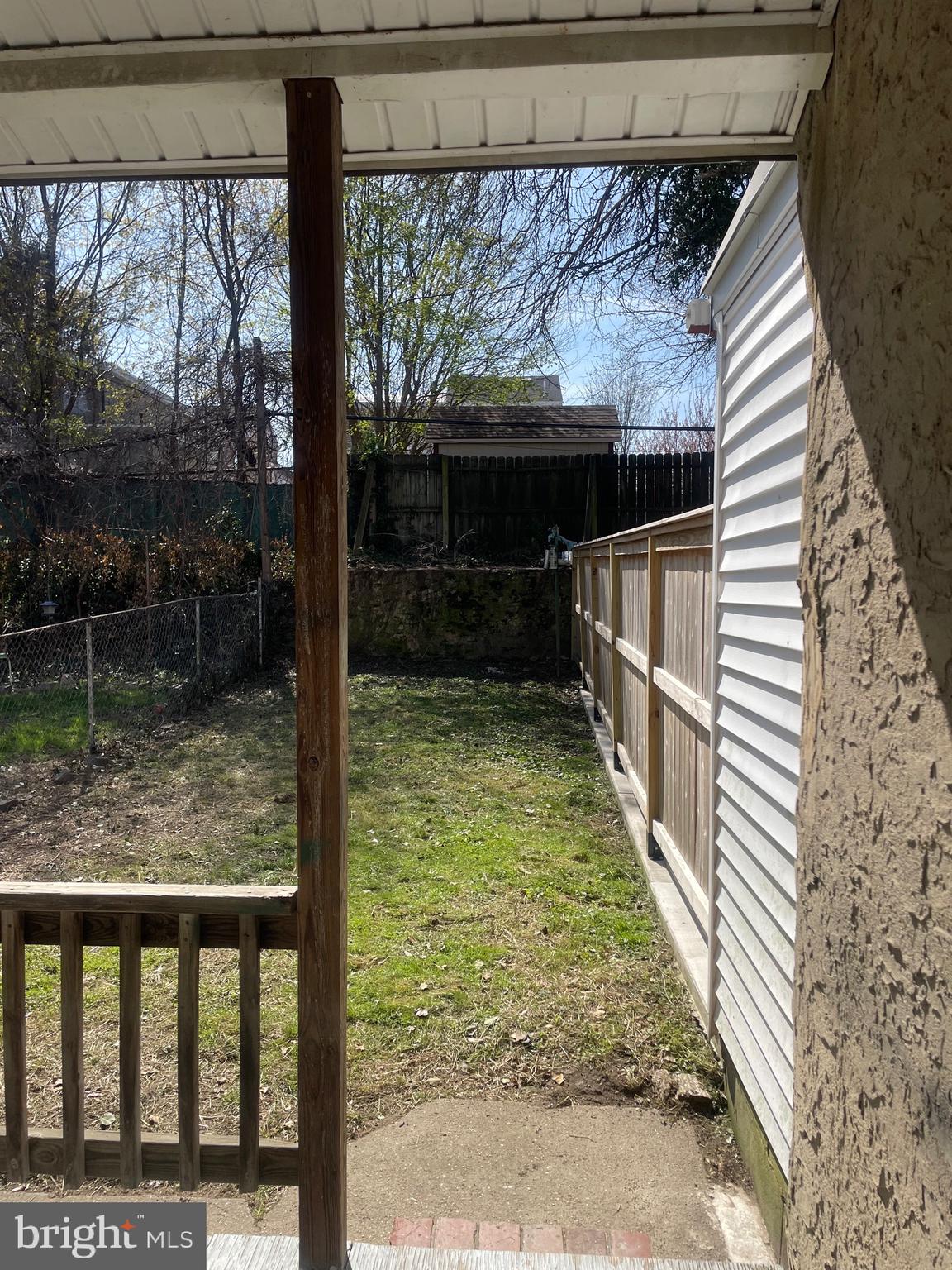 ROXBOROUGH - Residential