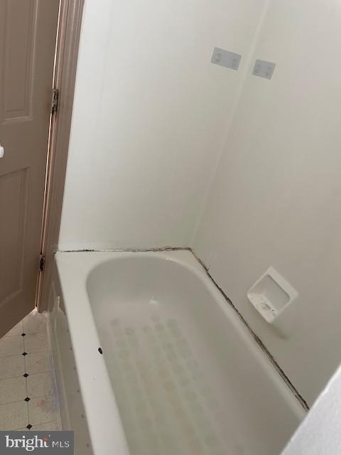 ROXBOROUGH - Residential