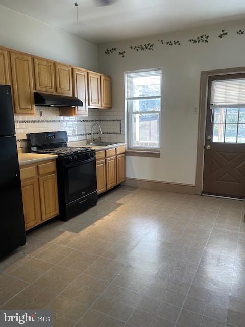 ROXBOROUGH - Residential