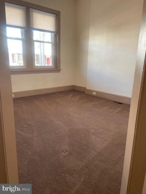 ROXBOROUGH - Residential