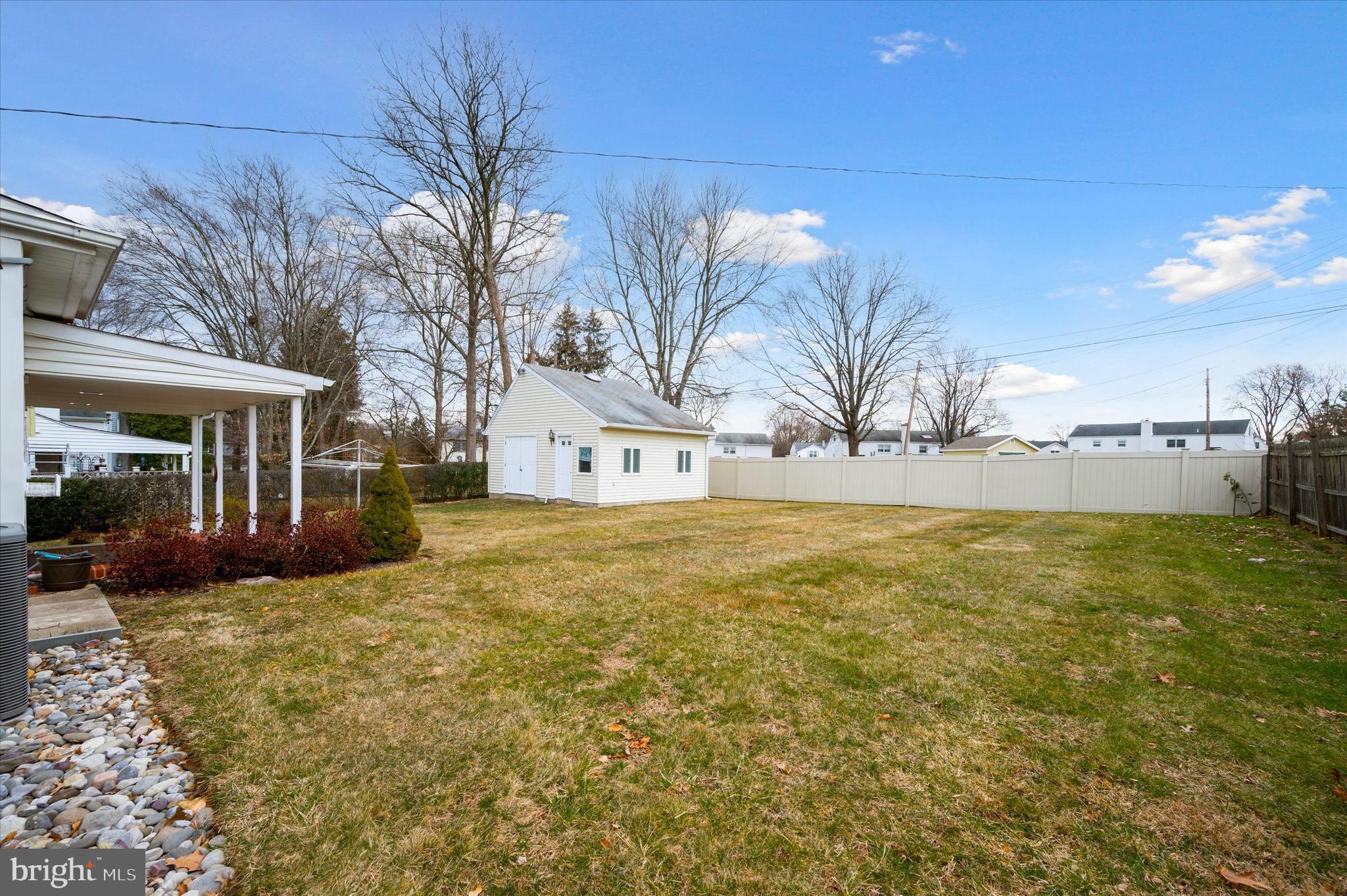 MEADOW WOOD - Residential