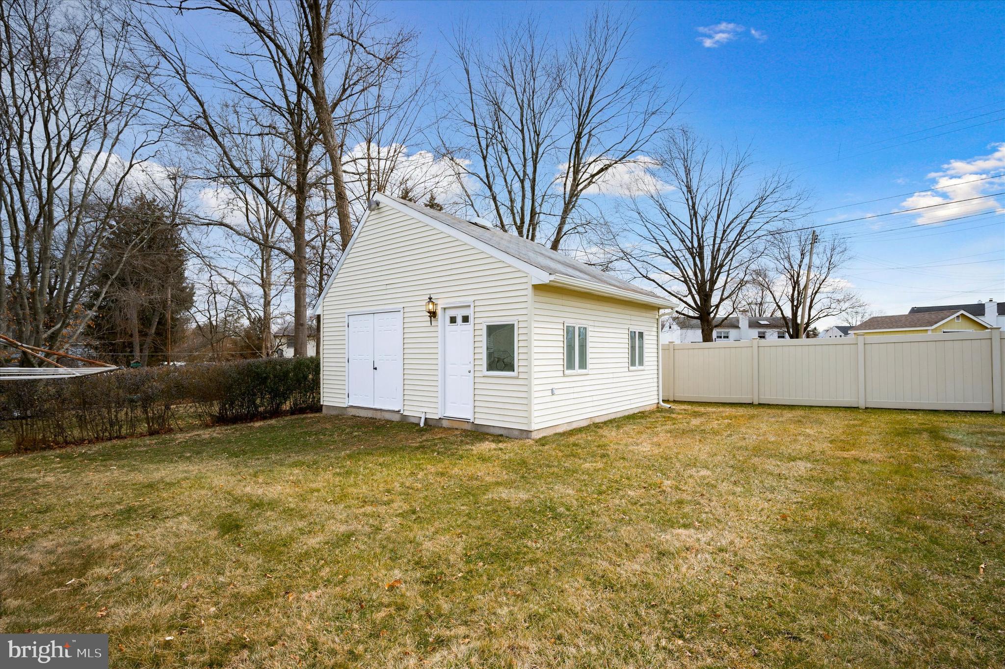 MEADOW WOOD - Residential