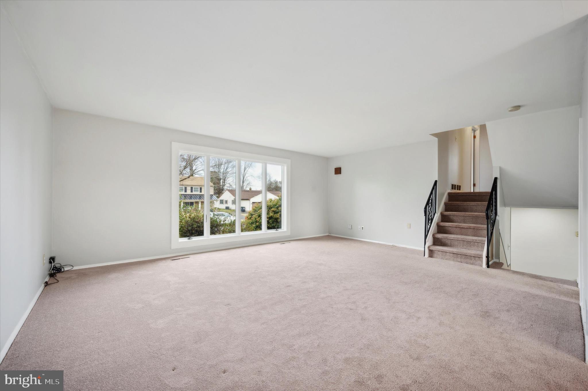 MEADOW WOOD - Residential