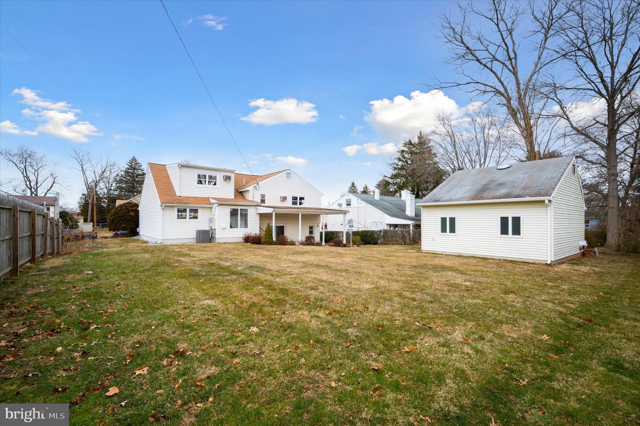 MEADOW WOOD - Residential