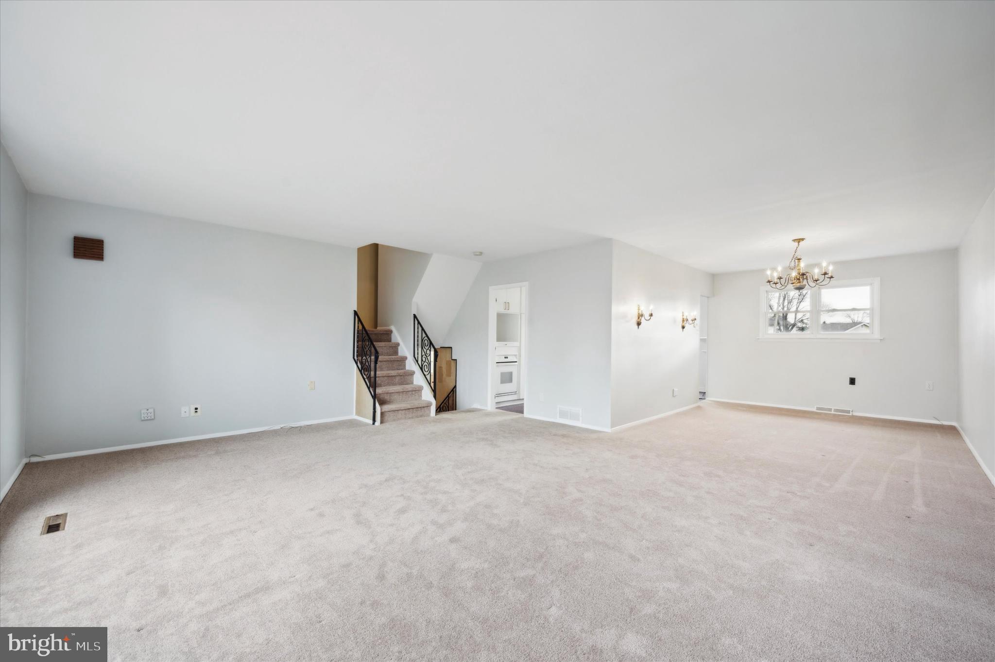 MEADOW WOOD - Residential
