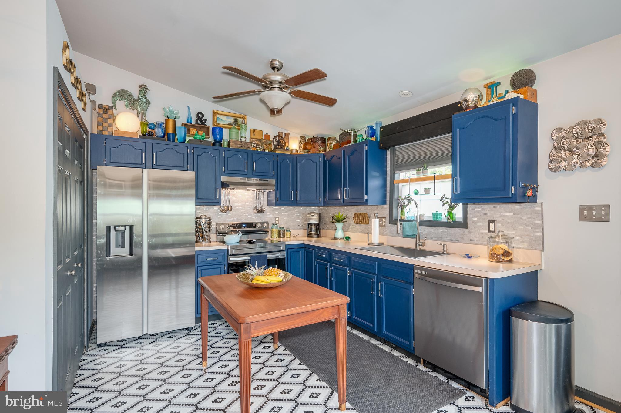 PATRICK HENRY ESTATES - Residential