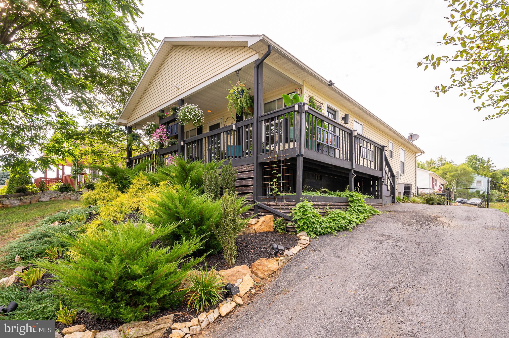 PATRICK HENRY ESTATES - Residential