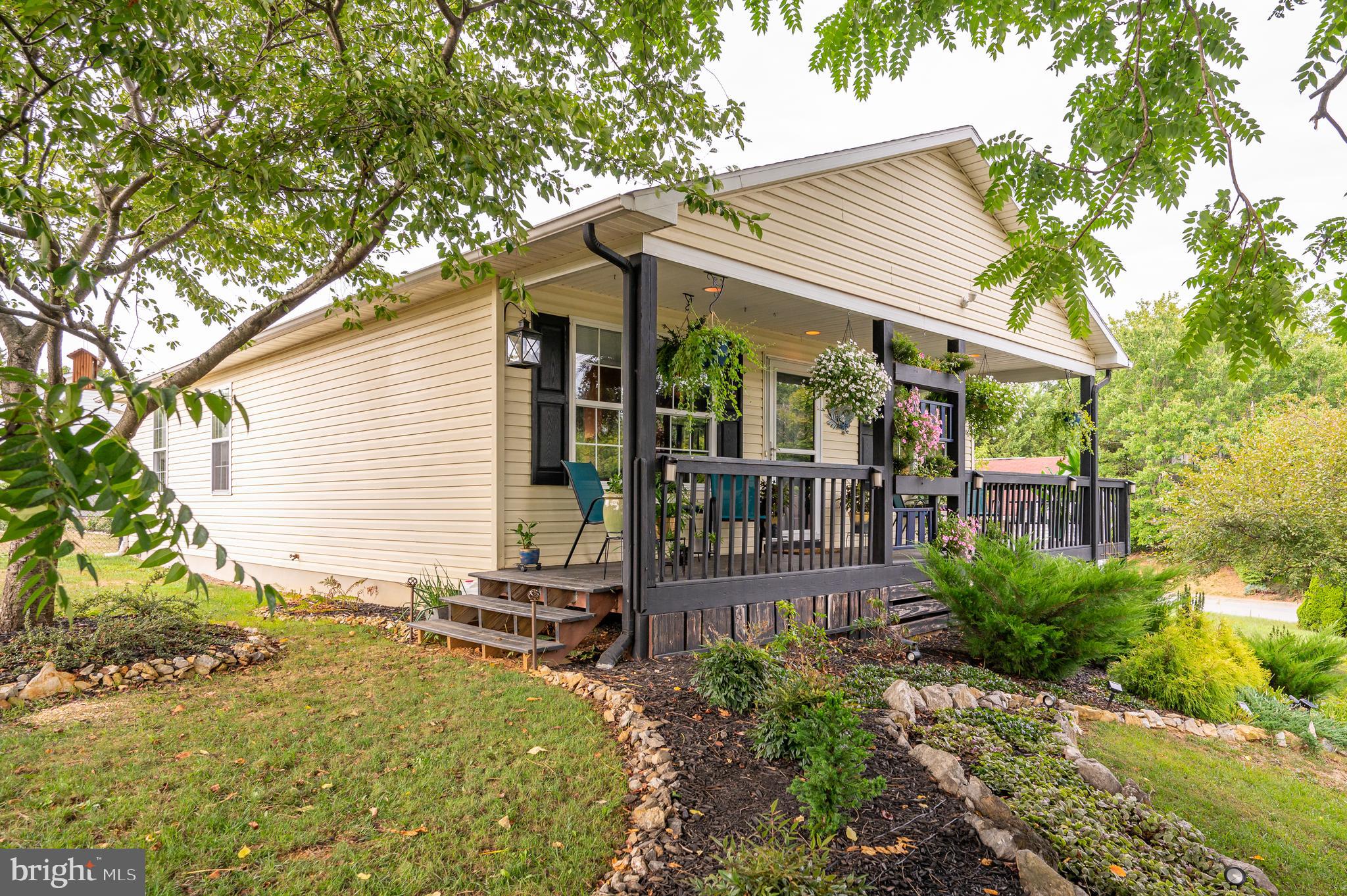 PATRICK HENRY ESTATES - Residential