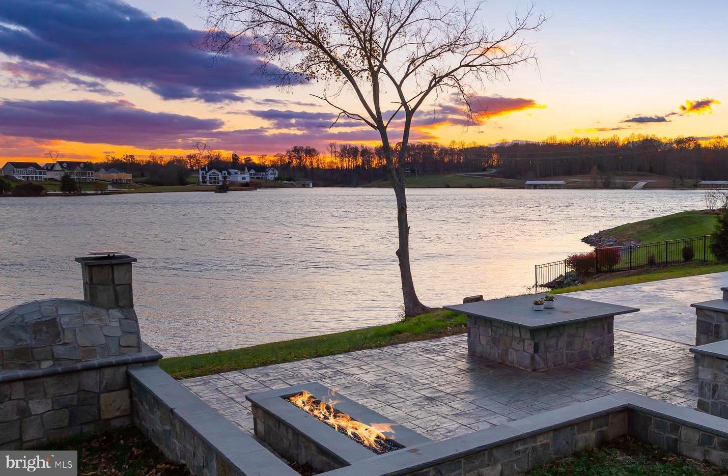 ELK CREEK LANDING - Residential