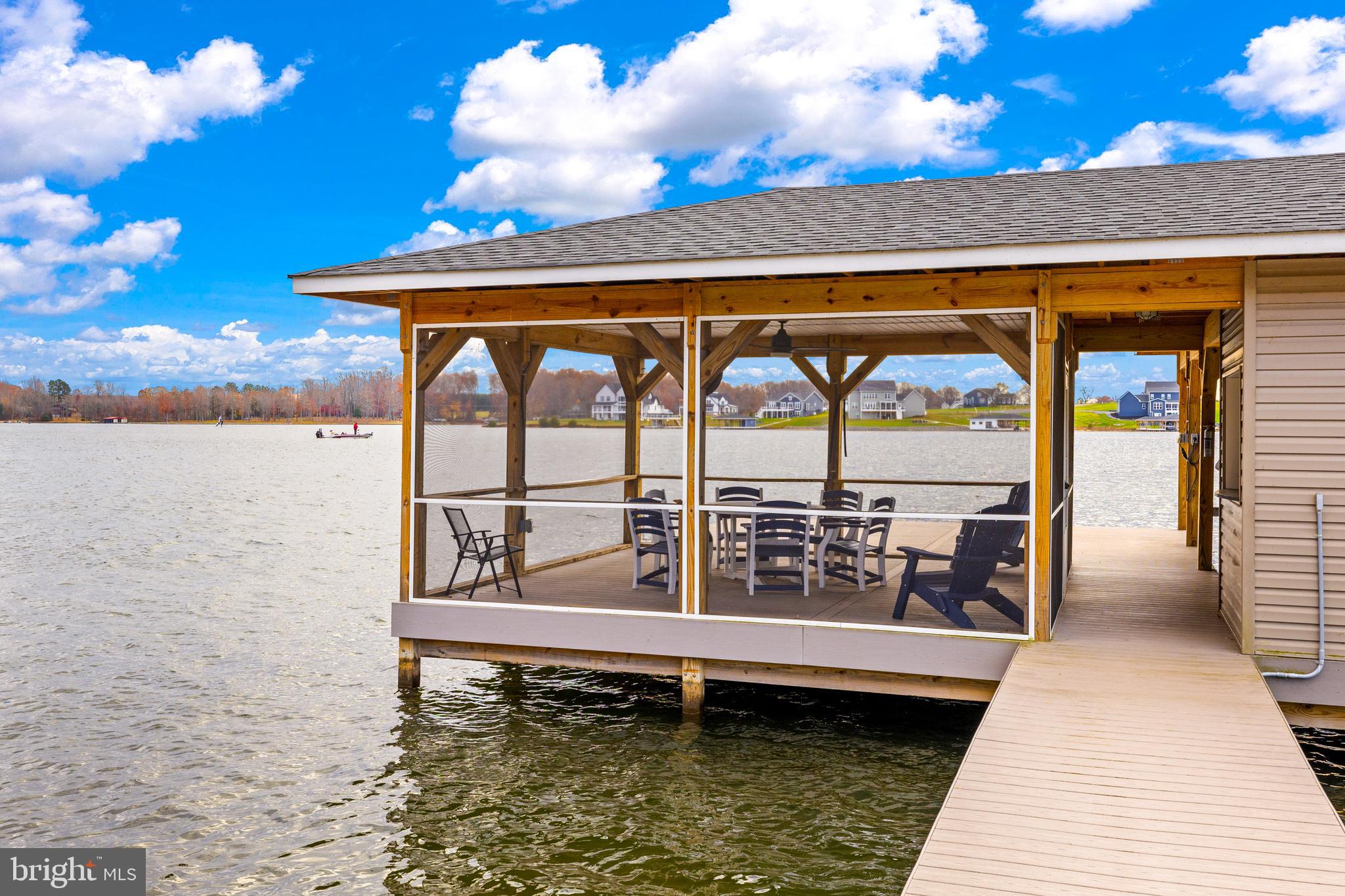 ELK CREEK LANDING - Residential