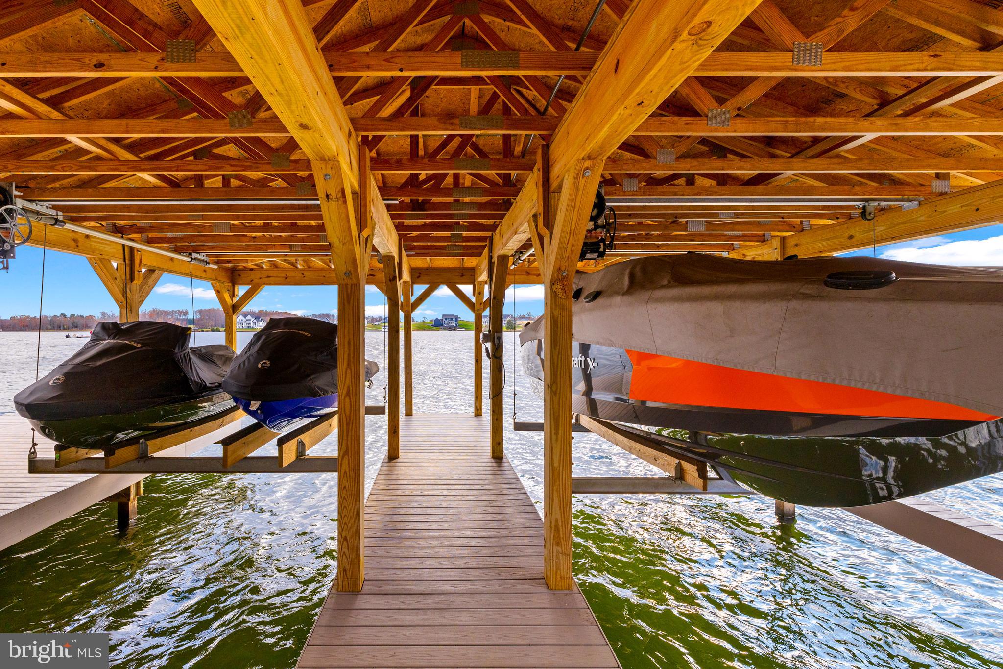 ELK CREEK LANDING - Residential