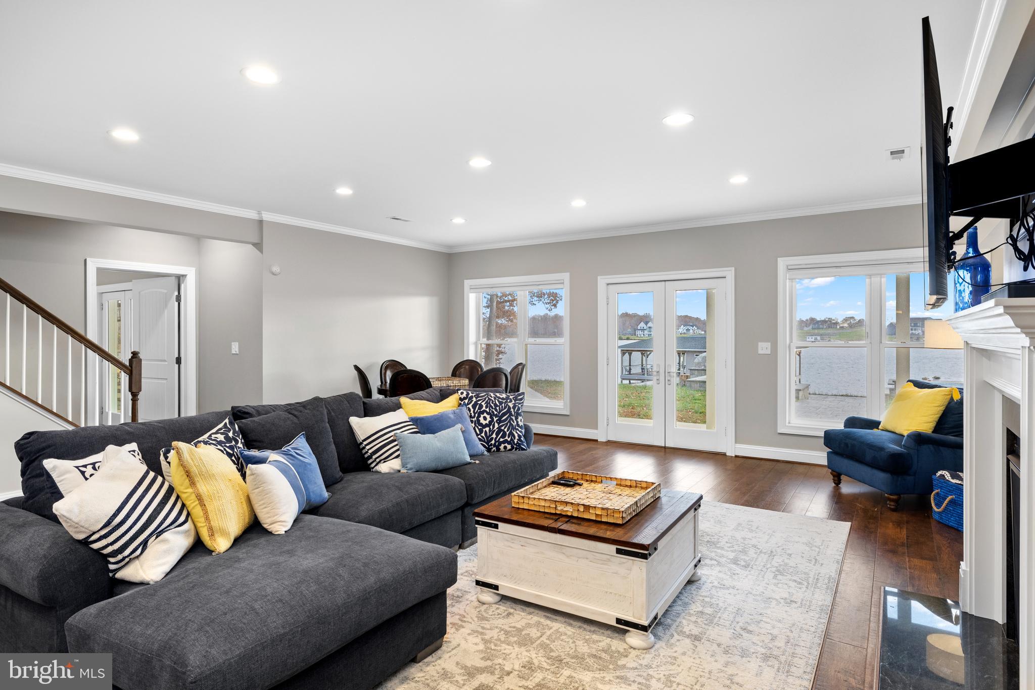 ELK CREEK LANDING - Residential