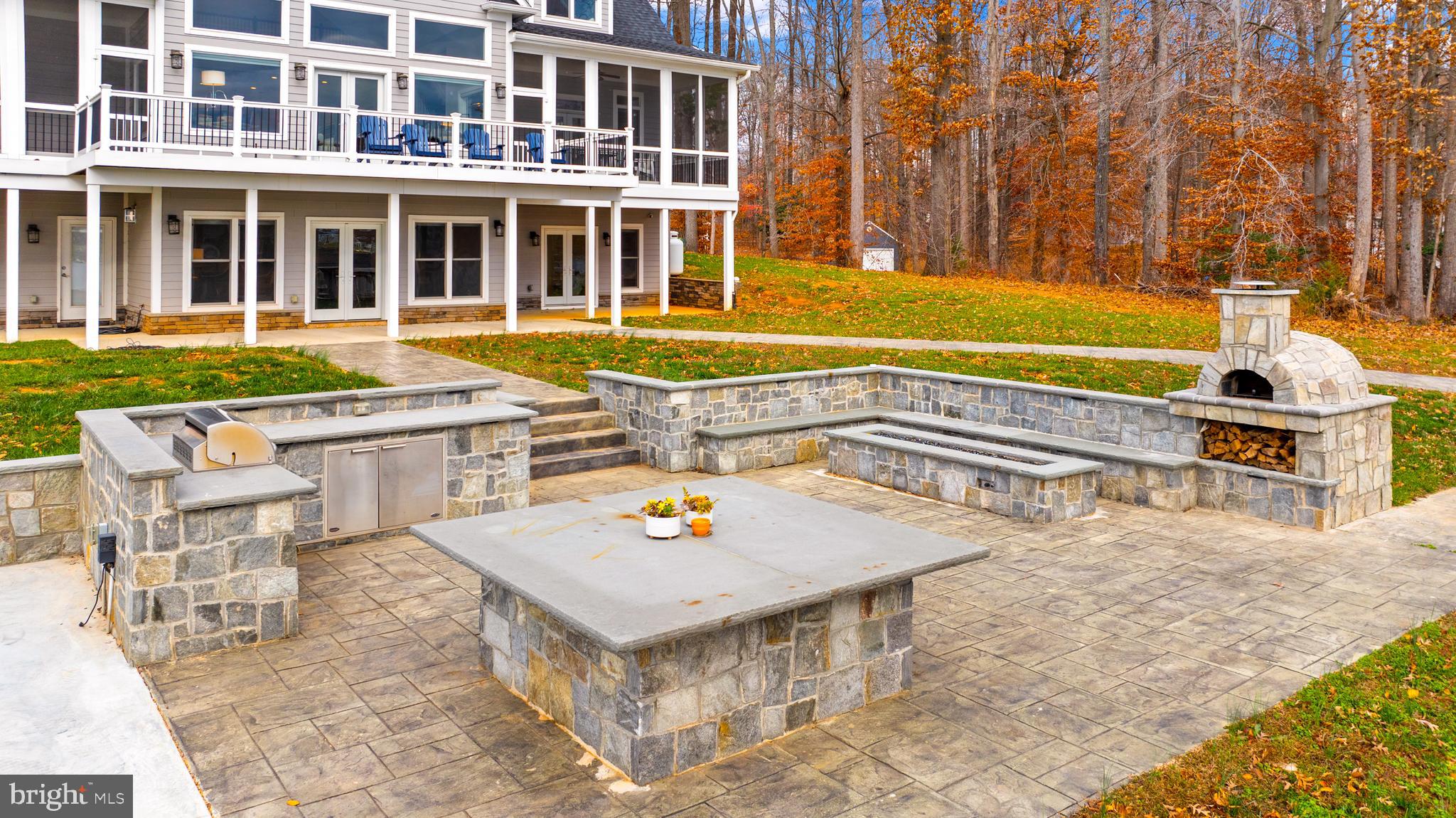 ELK CREEK LANDING - Residential