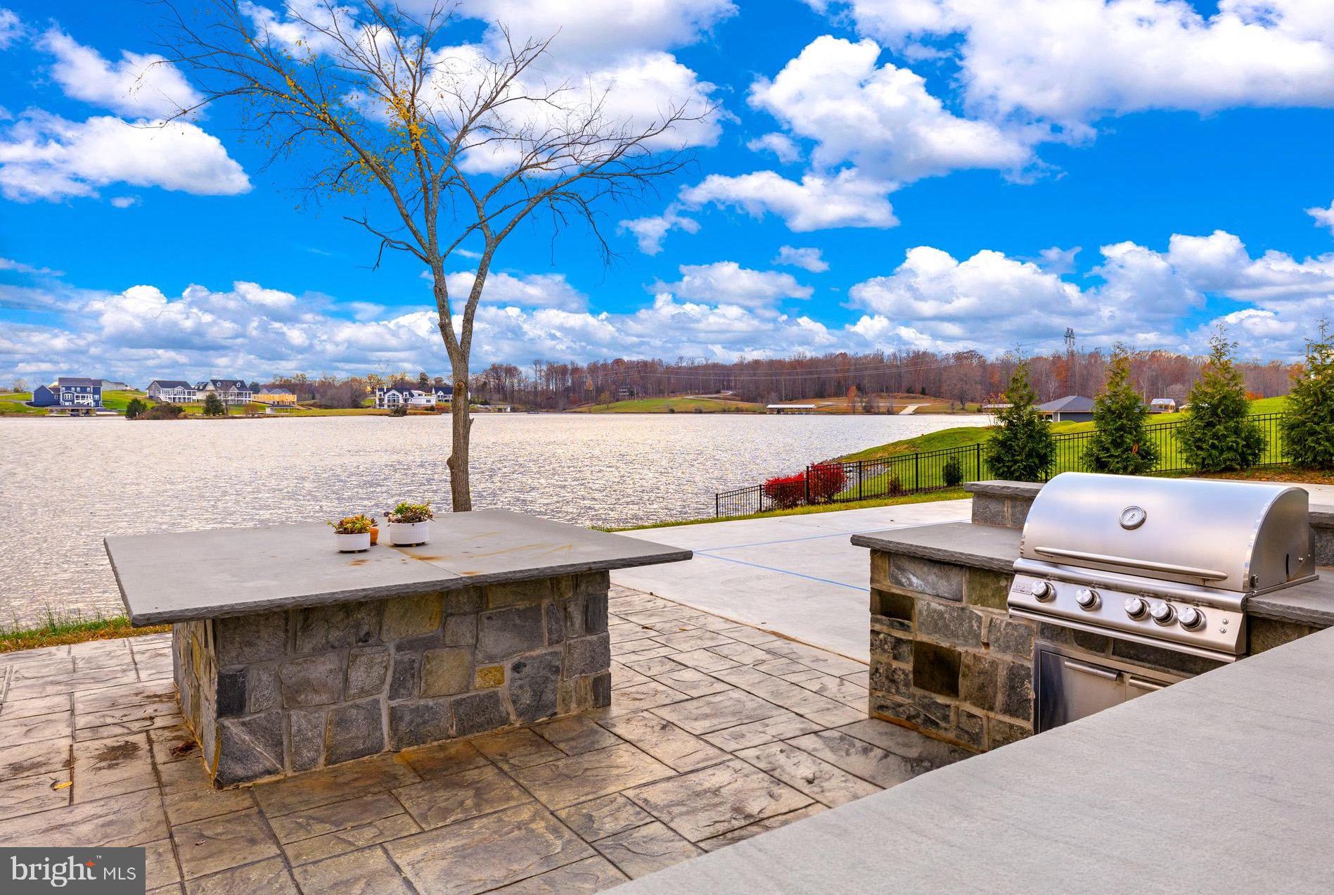 ELK CREEK LANDING - Residential