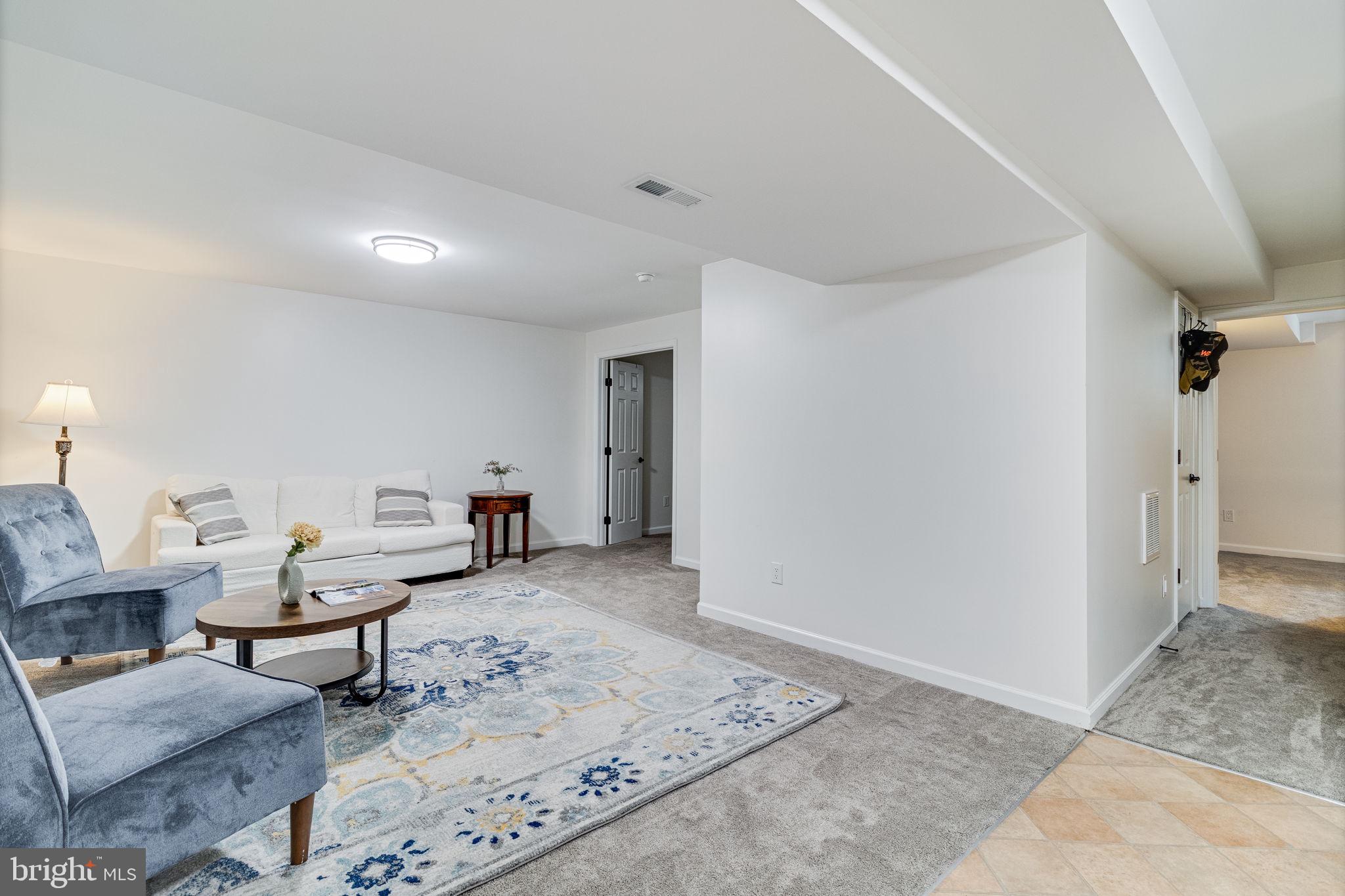 MEADOW LAKE - Residential