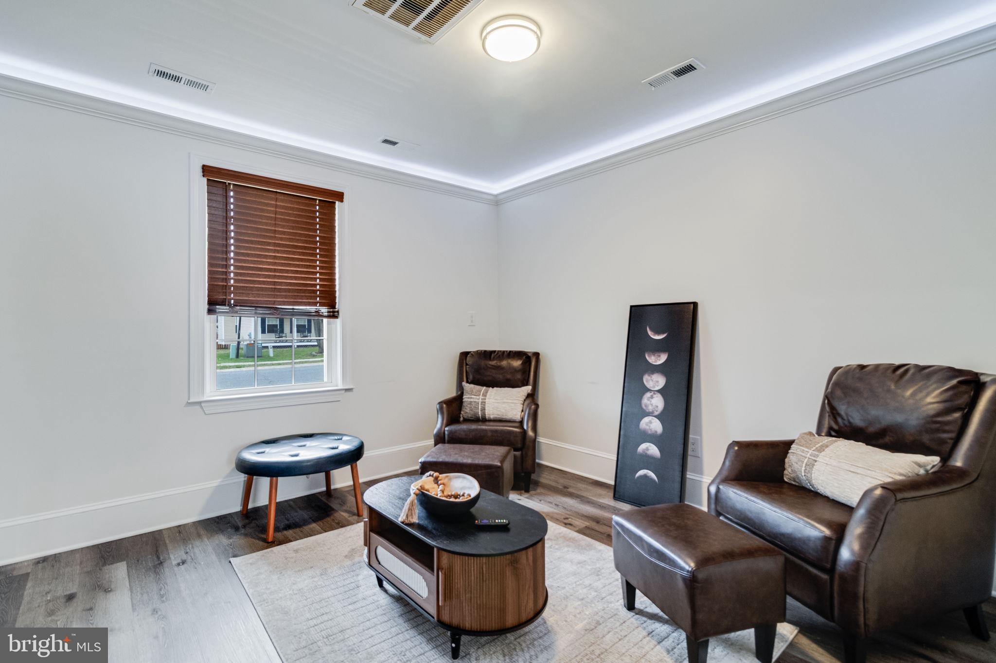 MEADOW LAKE - Residential