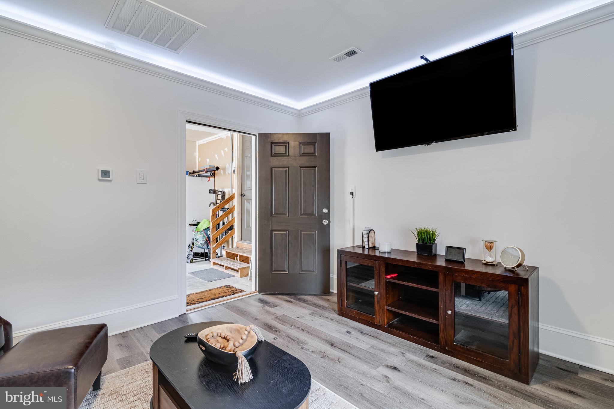 MEADOW LAKE - Residential