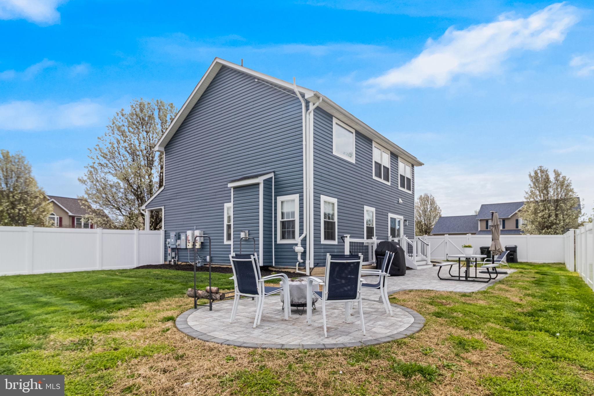 MEADOW LAKE - Residential