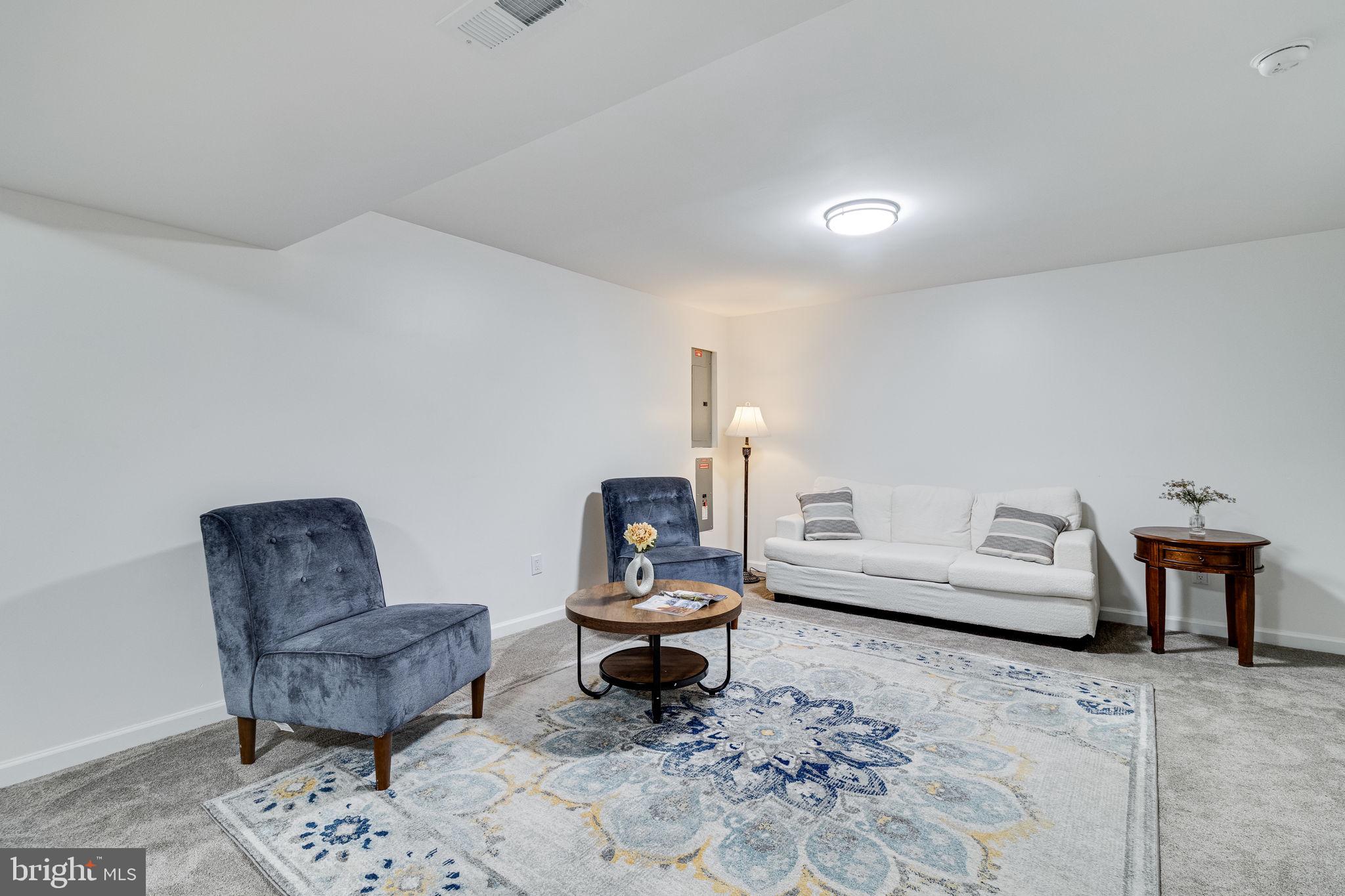 MEADOW LAKE - Residential