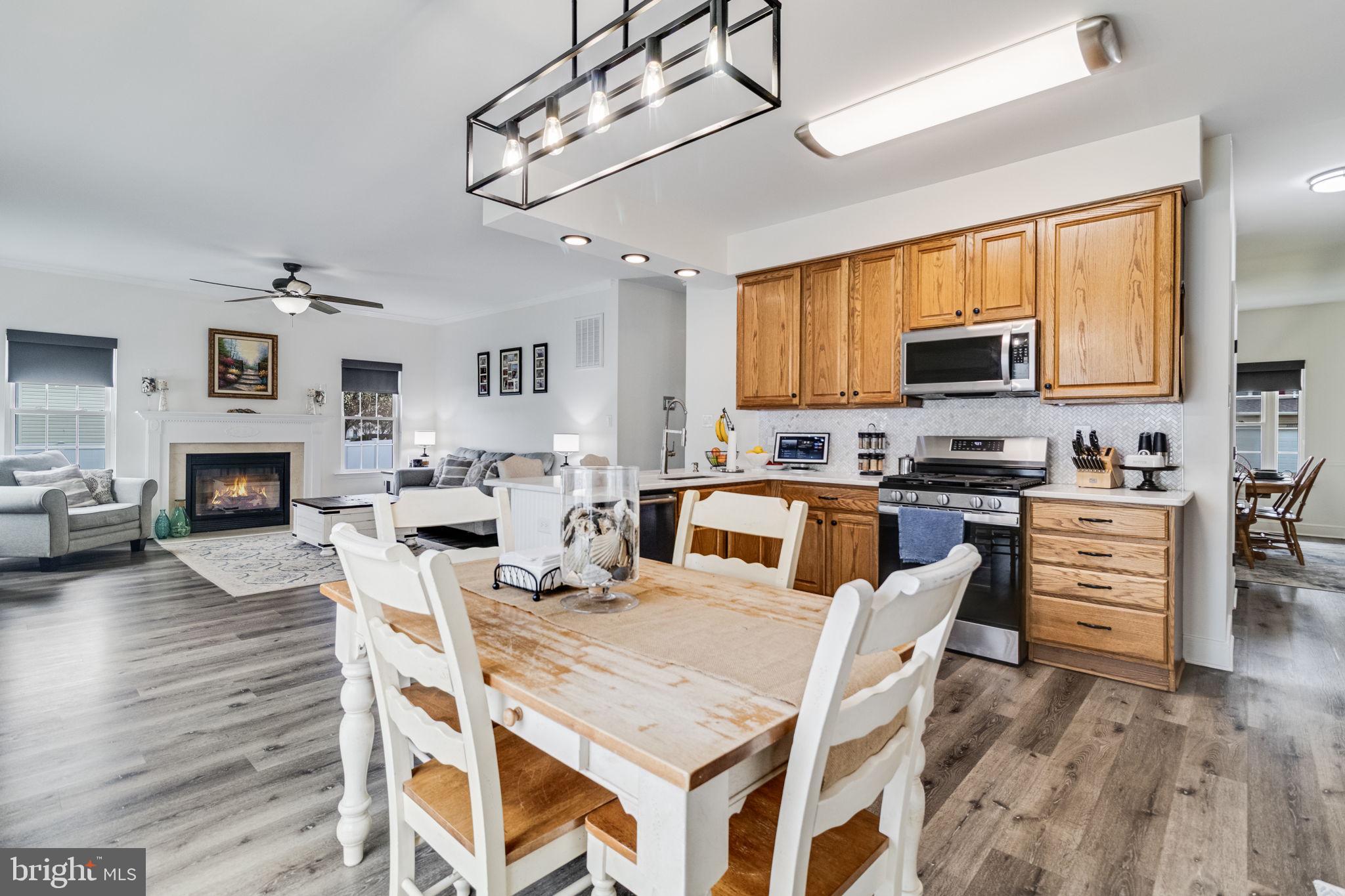 MEADOW LAKE - Residential