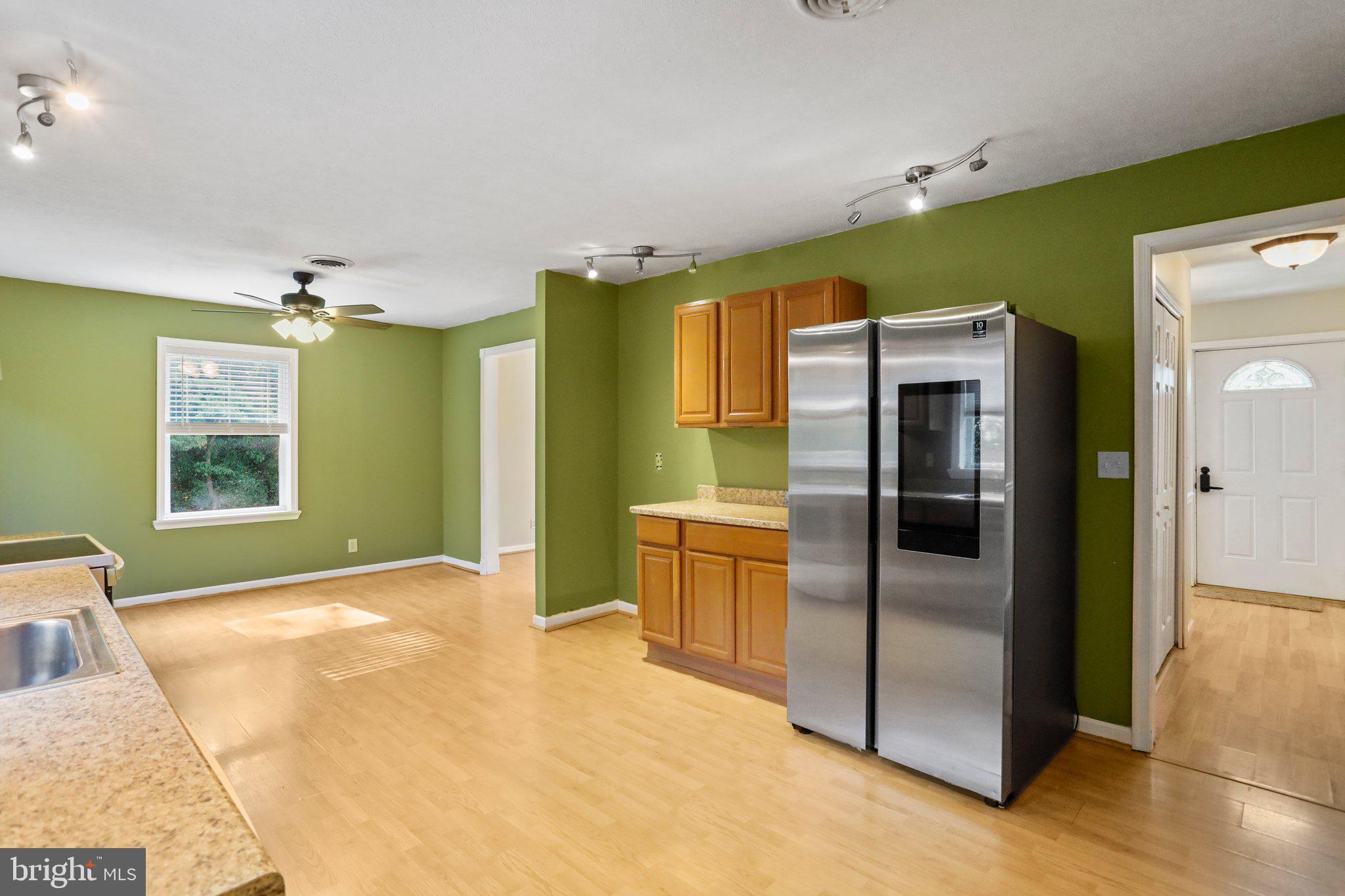 COOLFONT AT SLEEPY CREEK - Residential