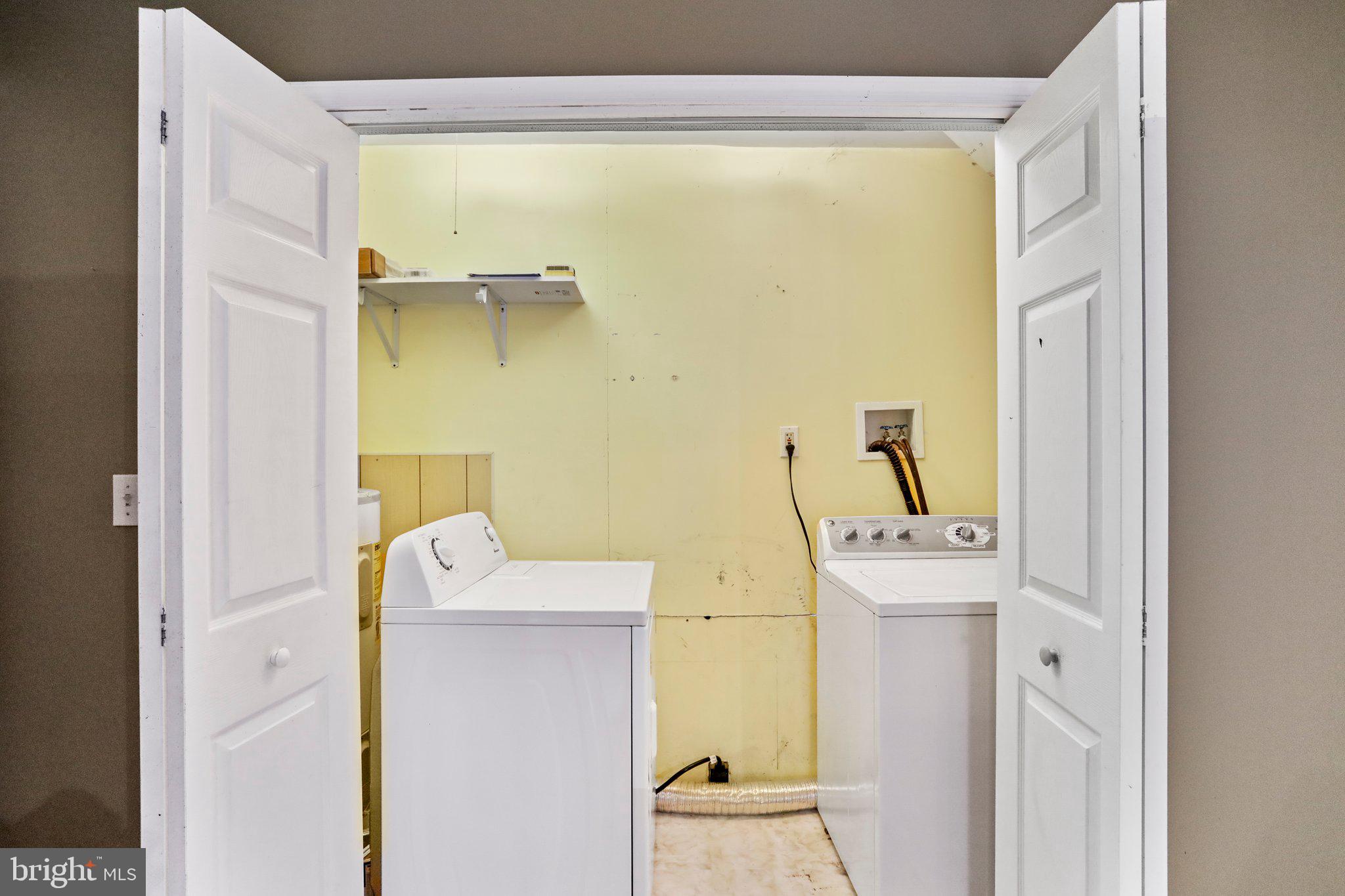 COOLFONT AT SLEEPY CREEK - Residential