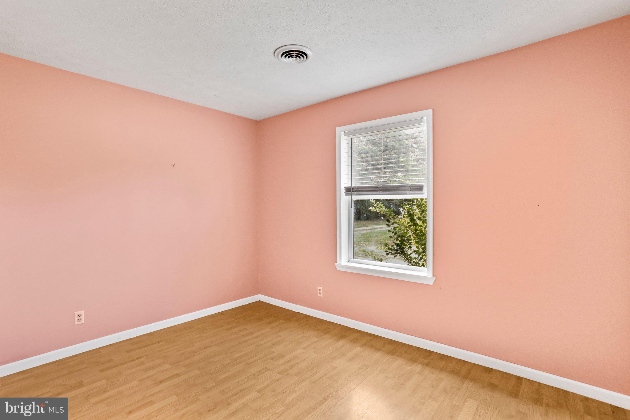 COOLFONT AT SLEEPY CREEK - Residential