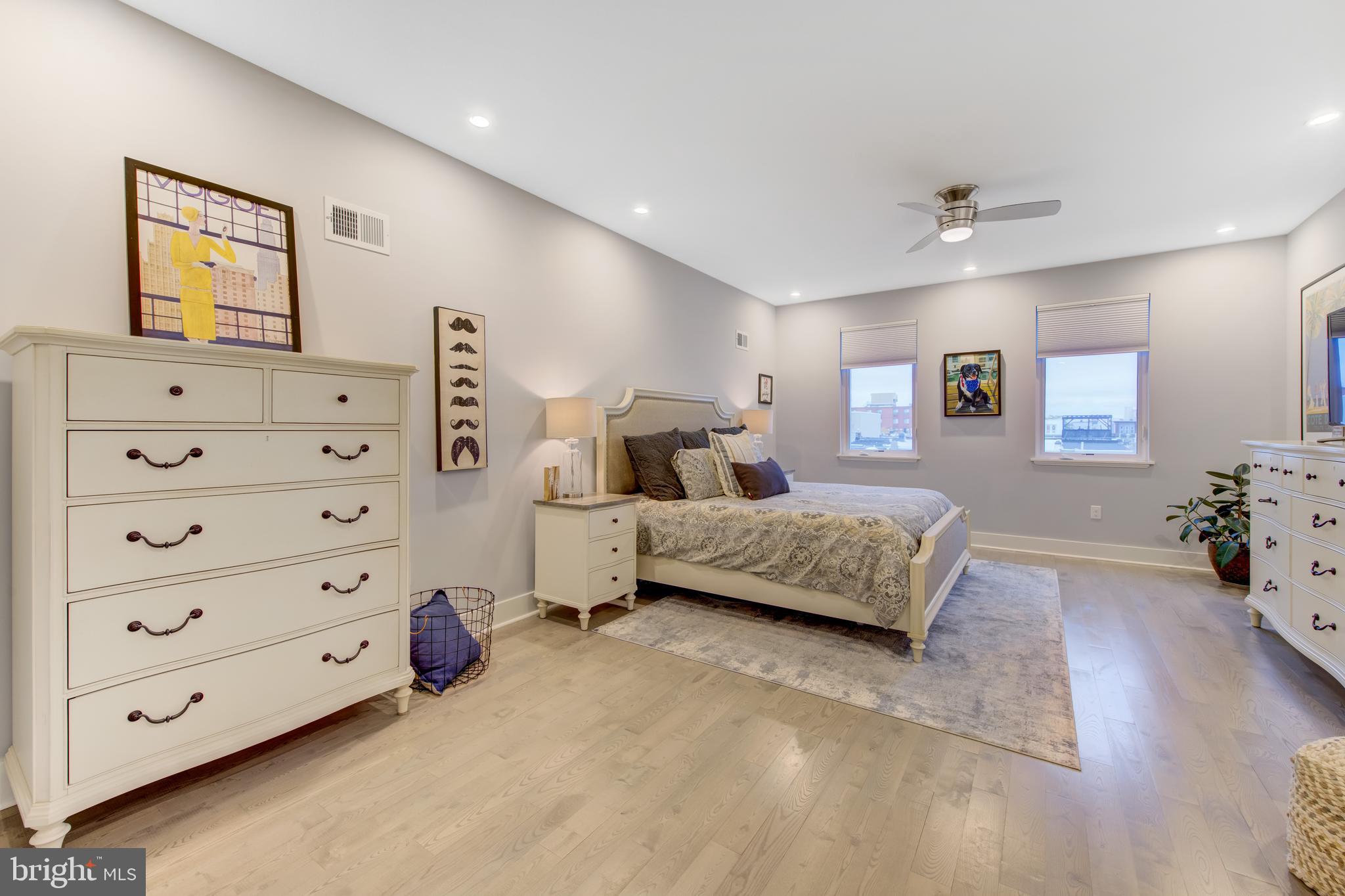 POINT BREEZE - Residential