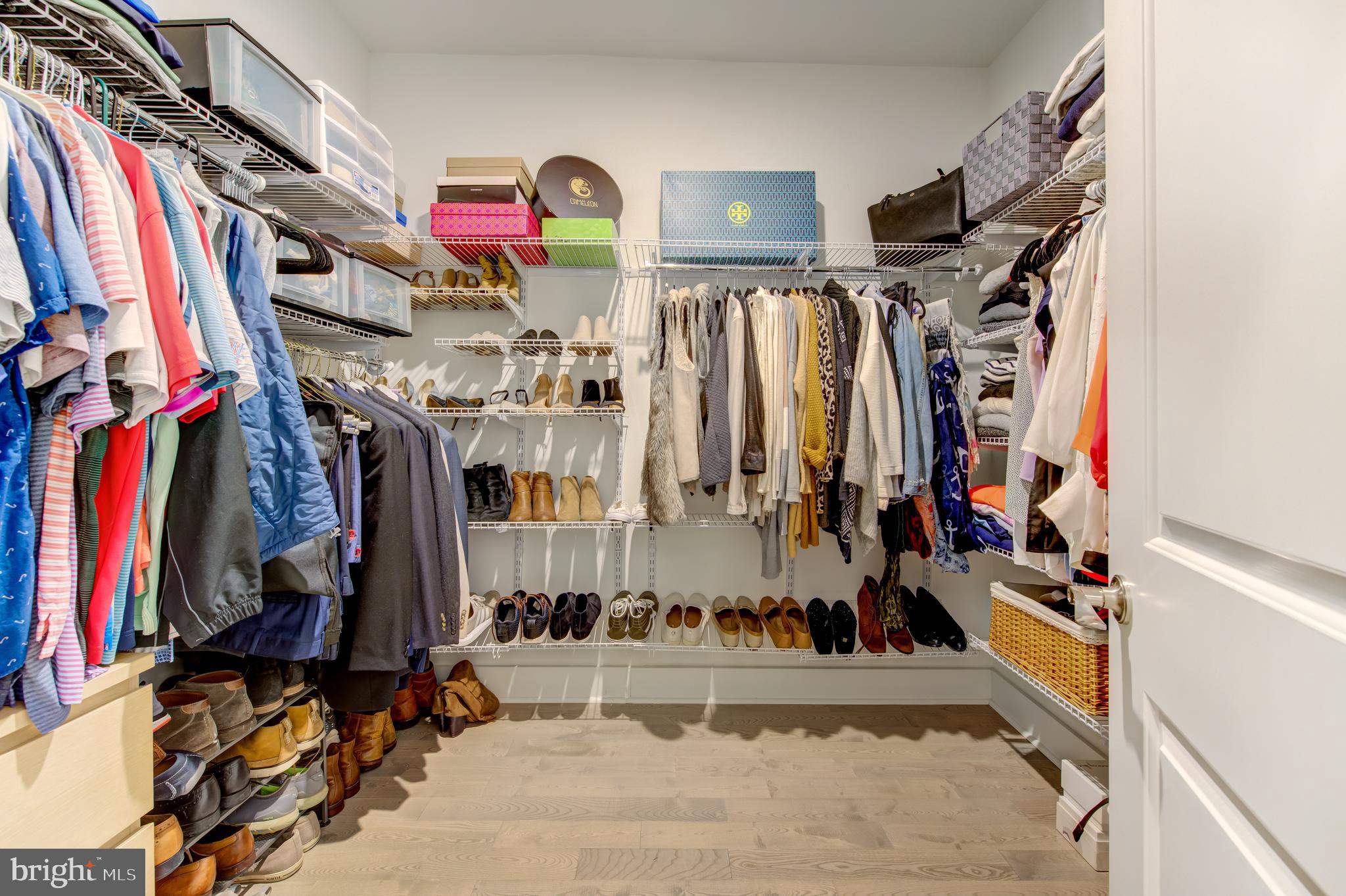 POINT BREEZE - Residential